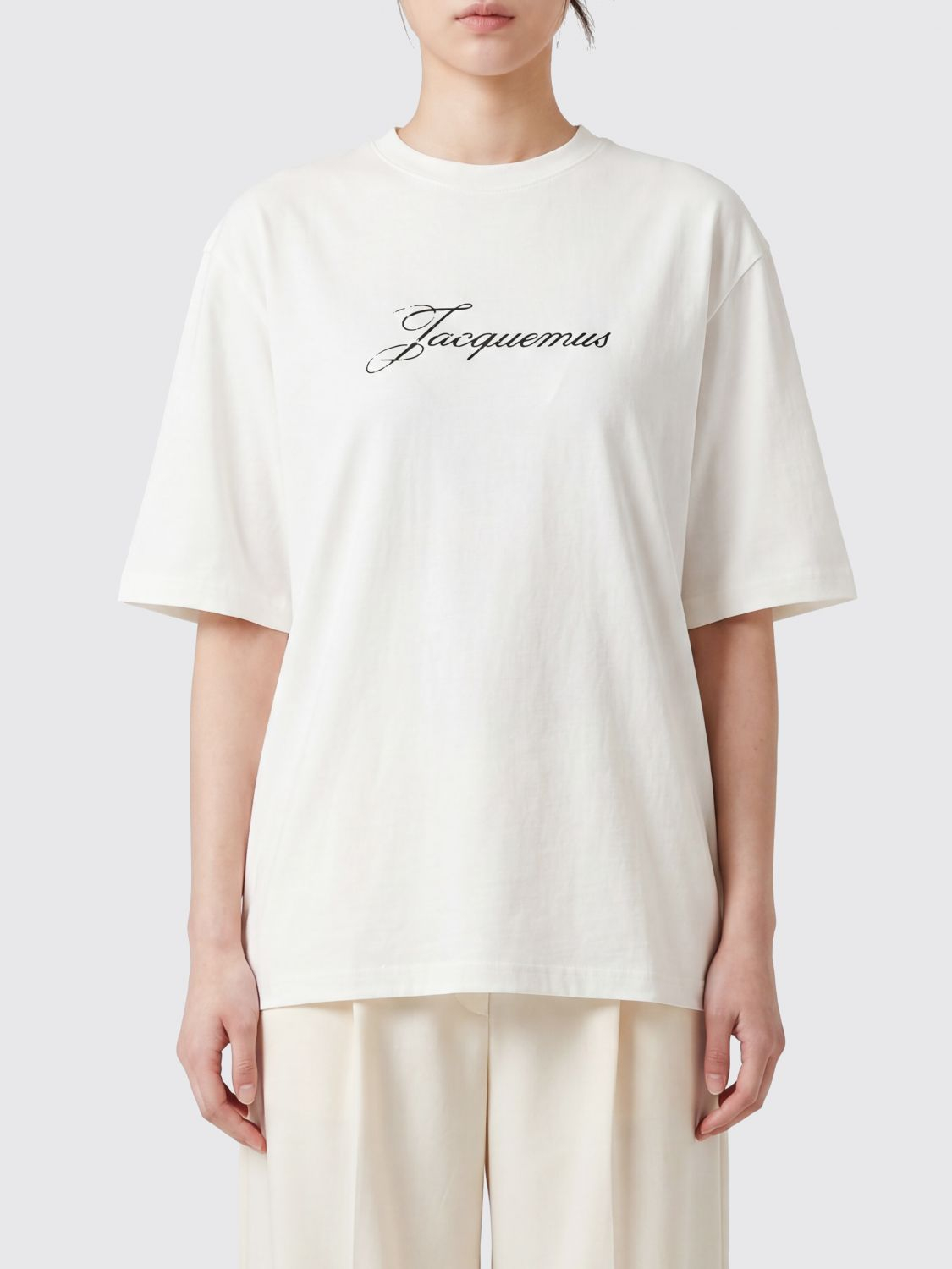 [JACQUEMUS] T-shirts Short Sleeve FW26 TSW00596AJ00289 100