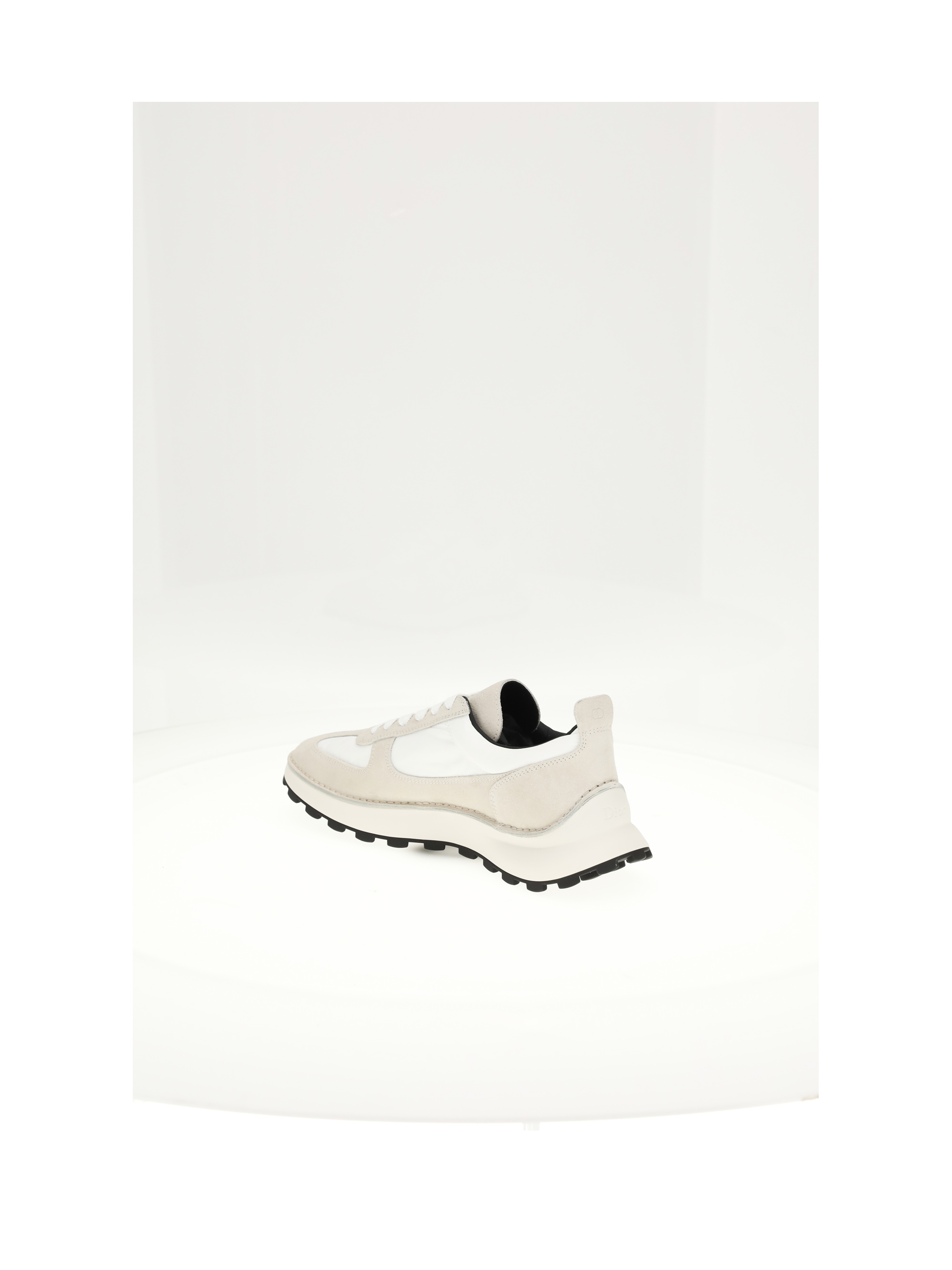 SNEAKER SQUASH