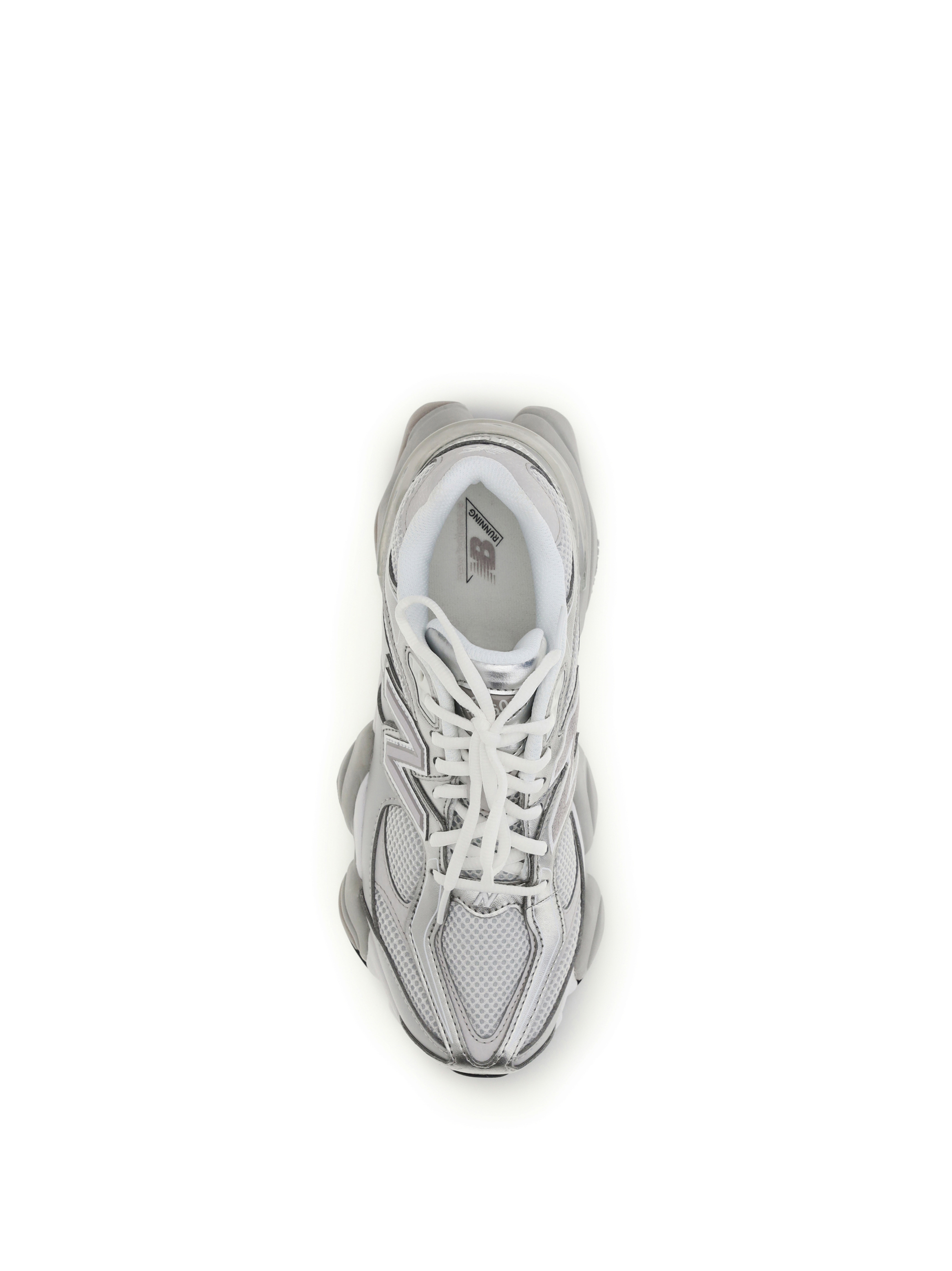 9060 Sneakers