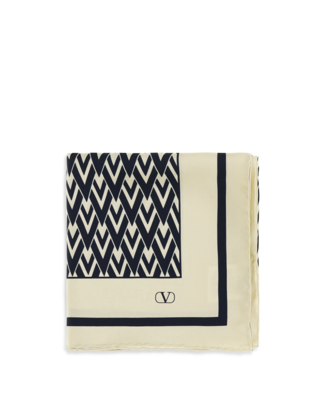 Toute La V silk Scarf