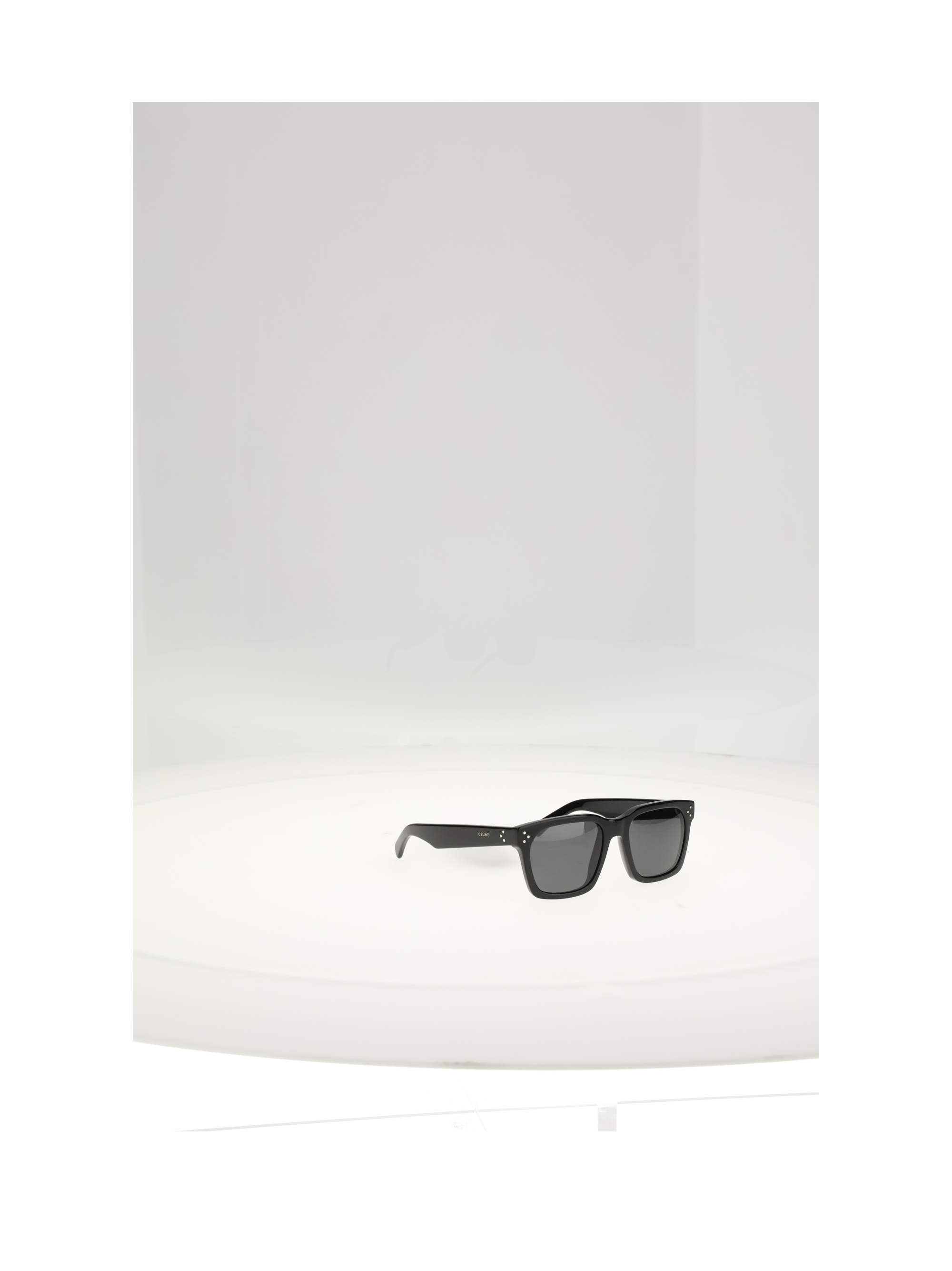 BLACK FRAME 45