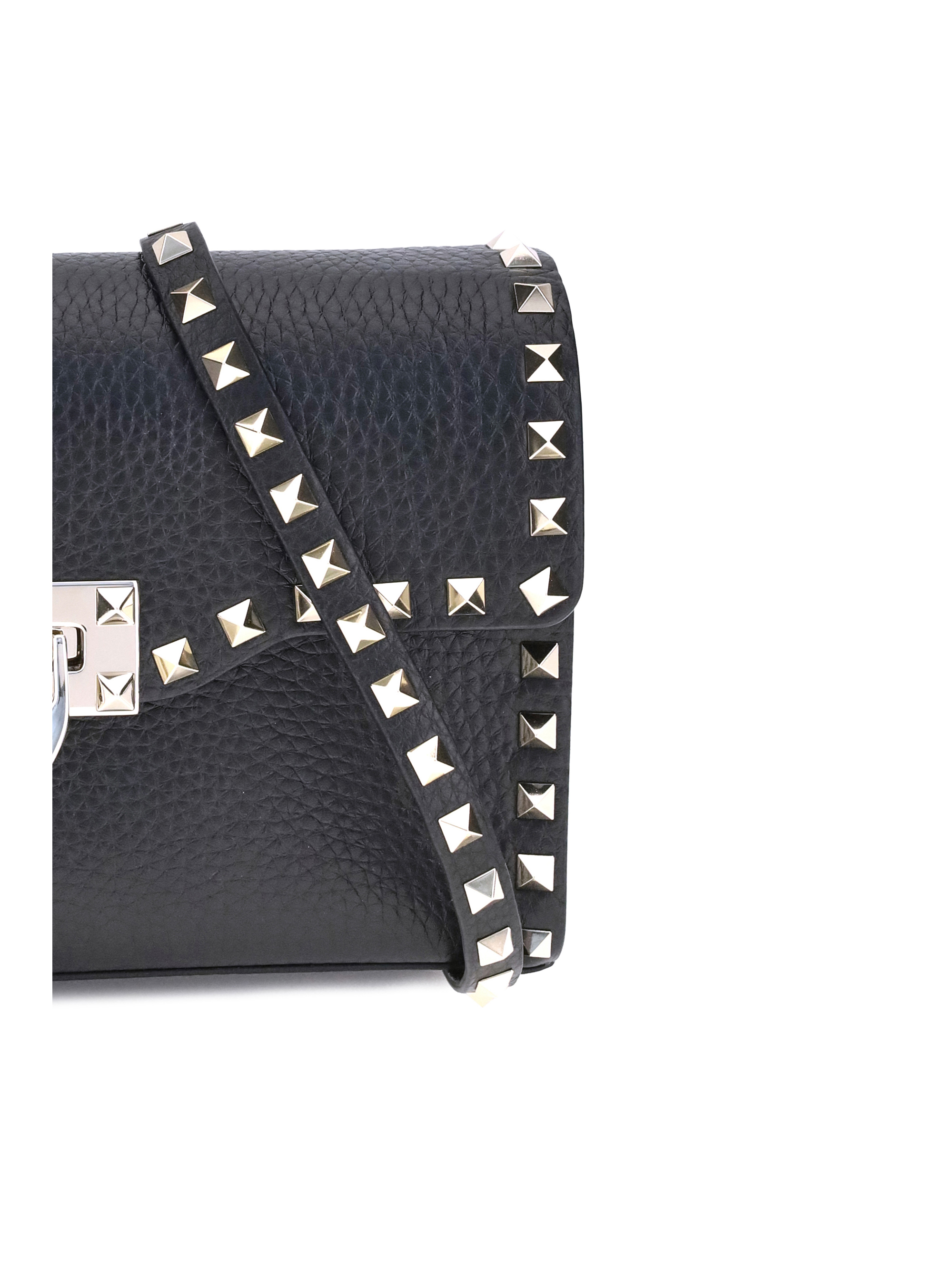 Rockstud mini Shoulder Bag in garnet calfskin