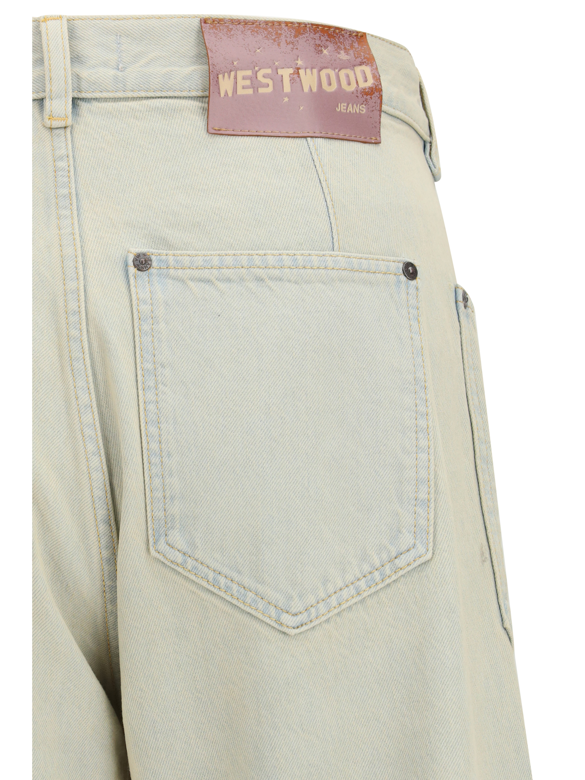 Jeans in cotton with patch pockets