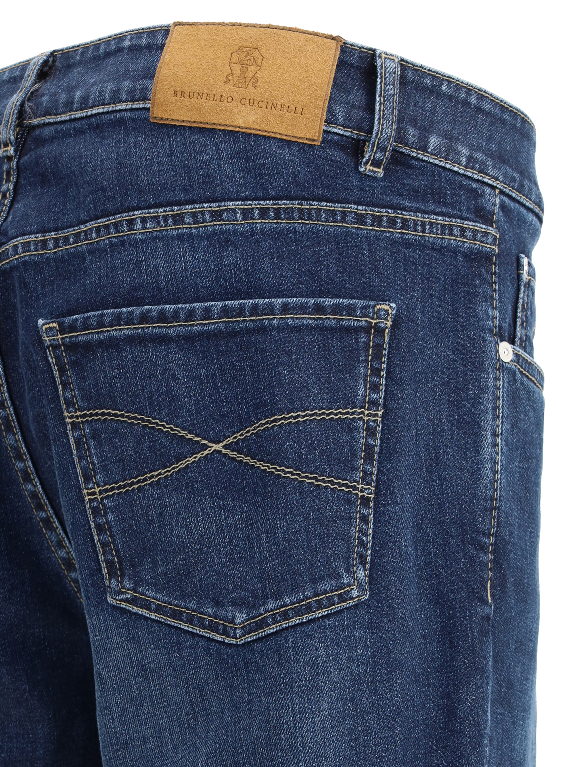 Straight Jeans