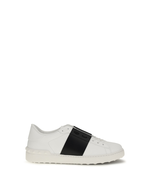 Open Sneakers