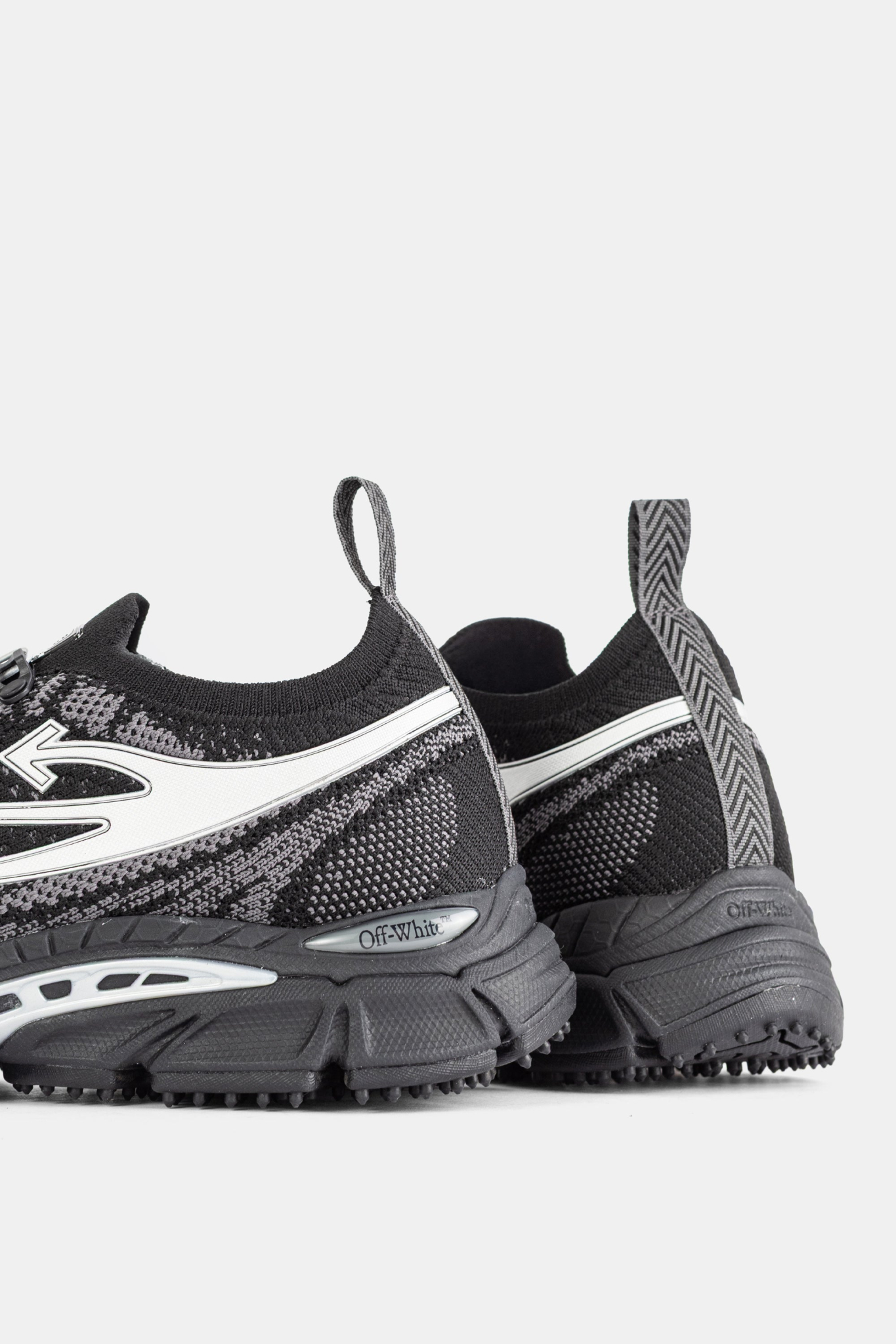 [Off-White] Sneakers FW26 OF06207001