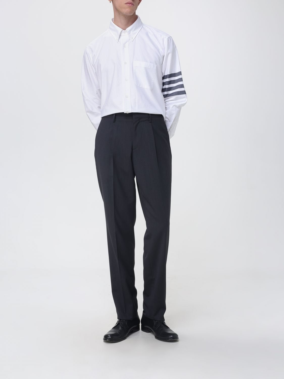 [Thom Browne] Shirts FW26 MWL272AF1211 104