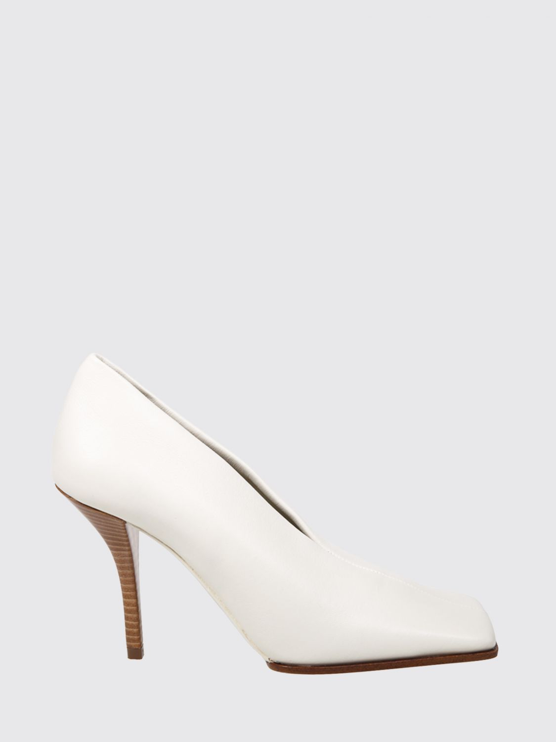 [Alaia] Pumps SS26 AA3E1020I106 055