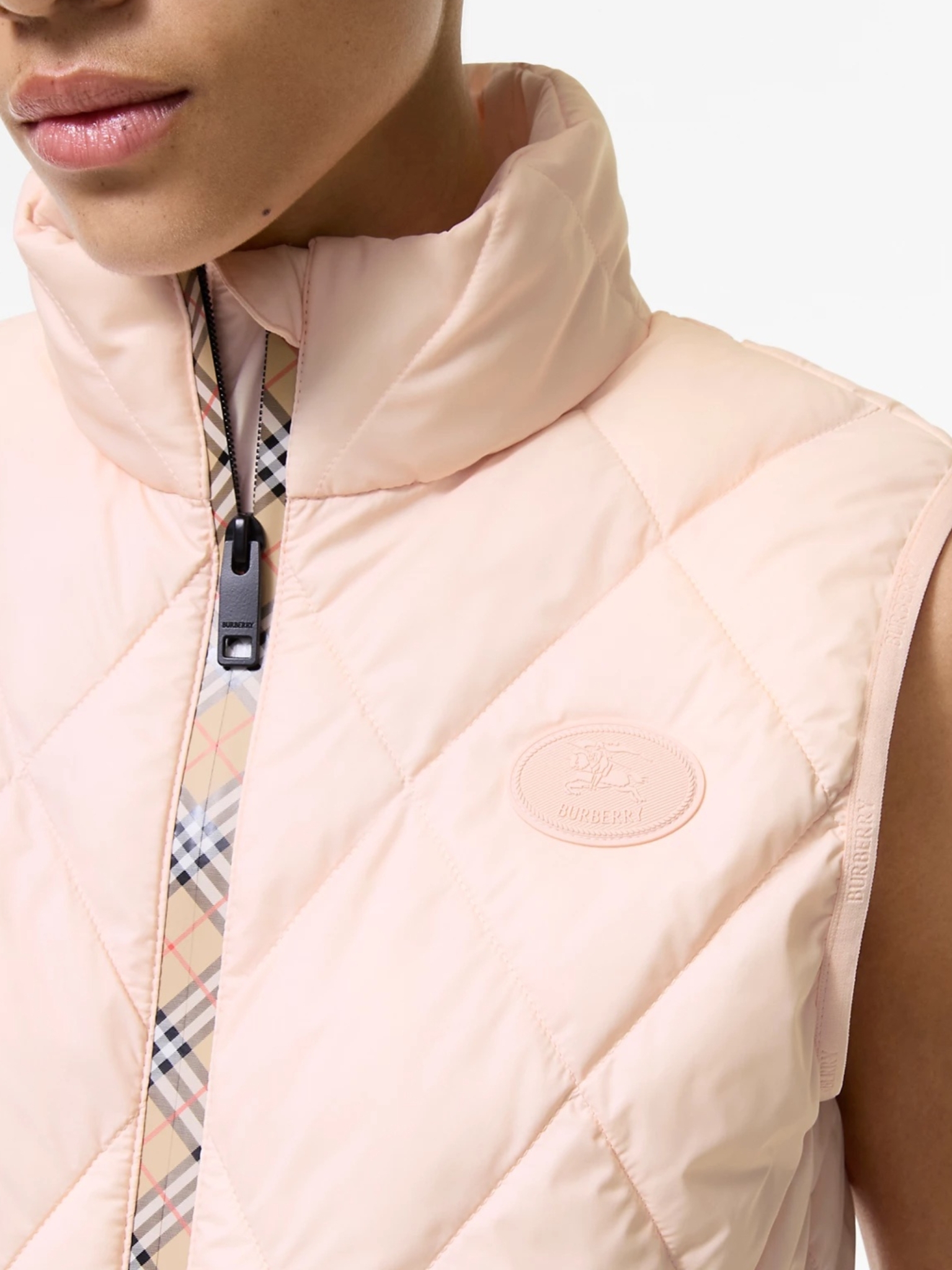 [Burberry] Vest FW26 8127262
