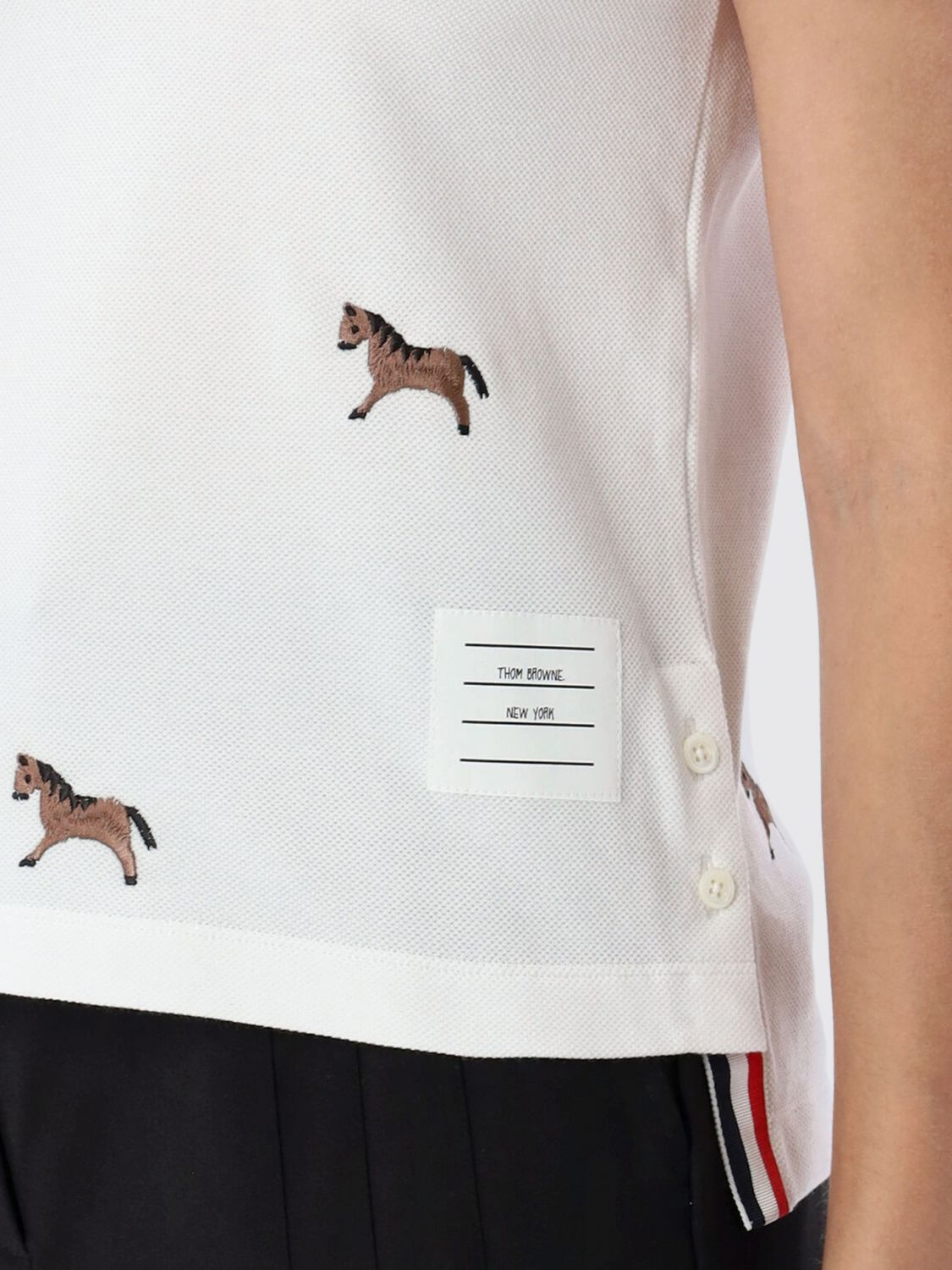 [Thom Browne] T-shirts SS26 FJP126E00050 100