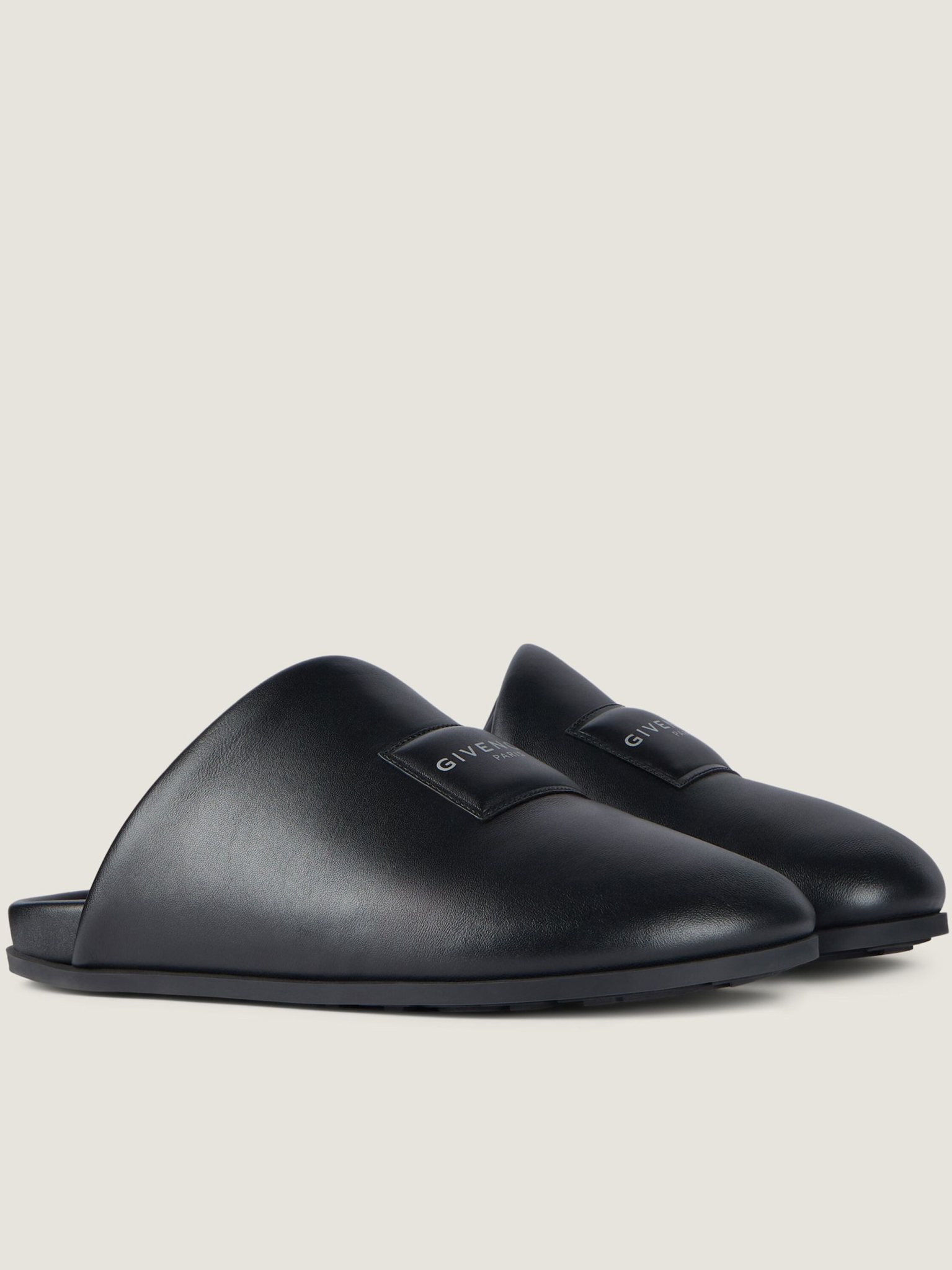 [Givenchy] Slippers FW26 BH302NH1XM