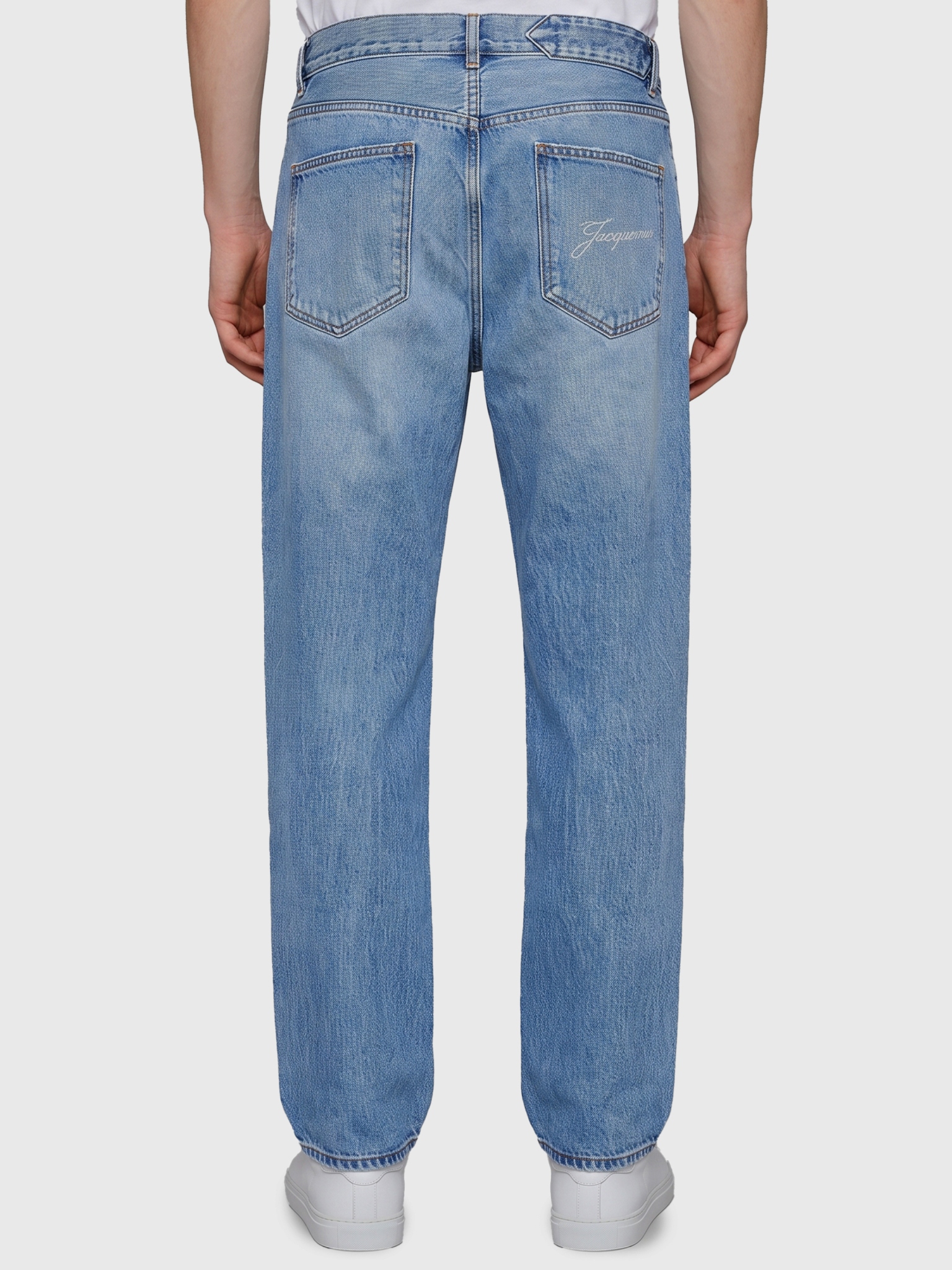 [JACQUEMUS] Jeans FW26 PAM00028A_D00038_33C