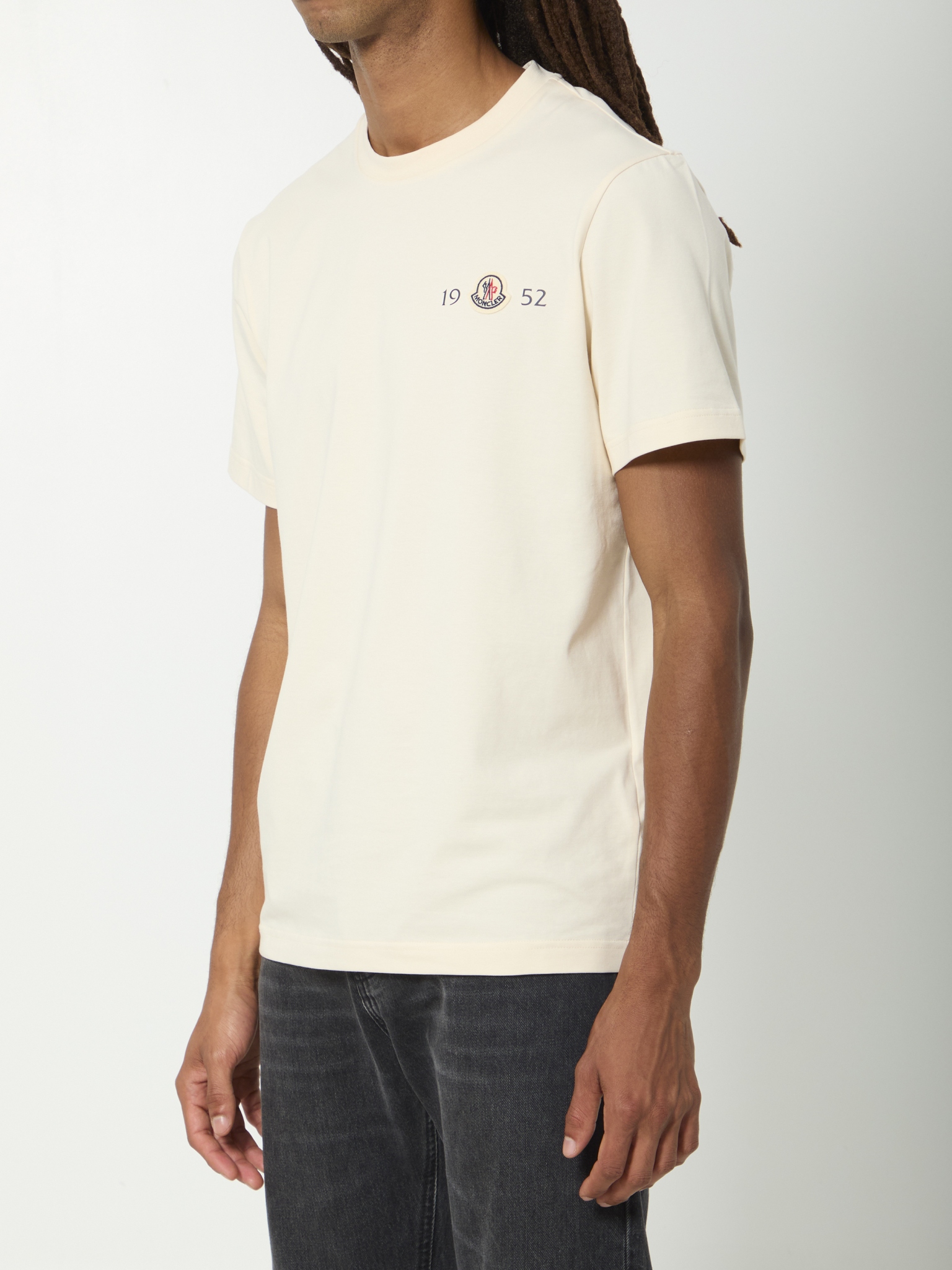 [Moncler] T-shirts Short Sleeve FW26 L20918C00052_8790F_034