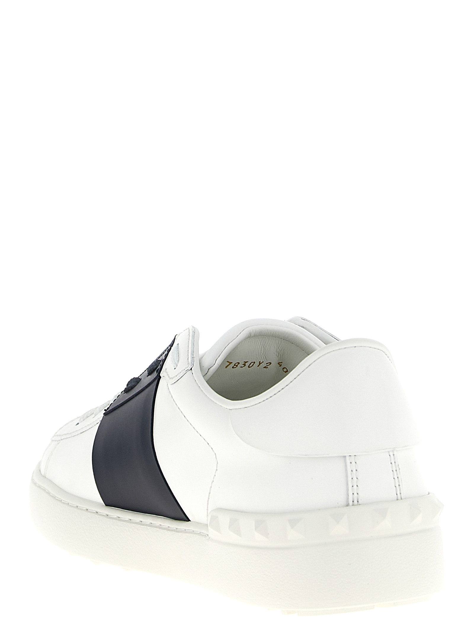 [Valentino Garavani] Sneakers FW26 Y2S0830BLUM15