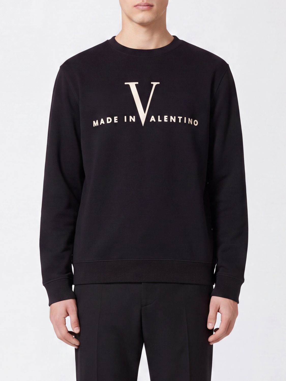 [Valentino Garavani] T-shirts Long Sleeve FW26 MG18NBM3 9RA