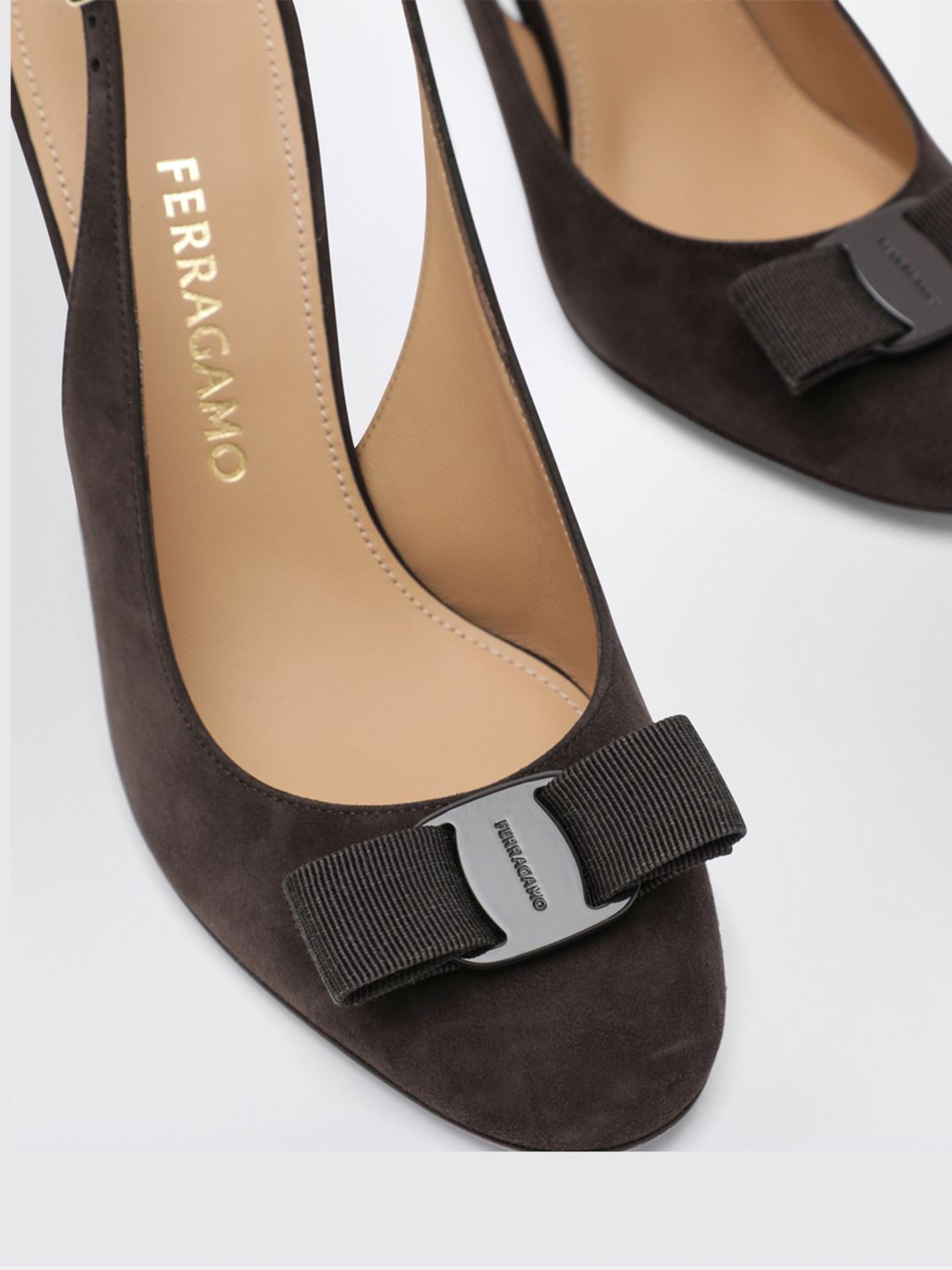 [Ferragamo] Pumps SS26 7943931 TM