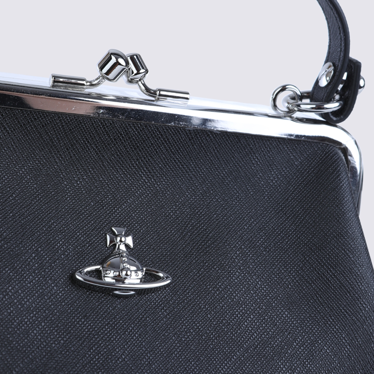 [Vivienne Westwood] Shoulder bag FW26 4B010007WS0021N401