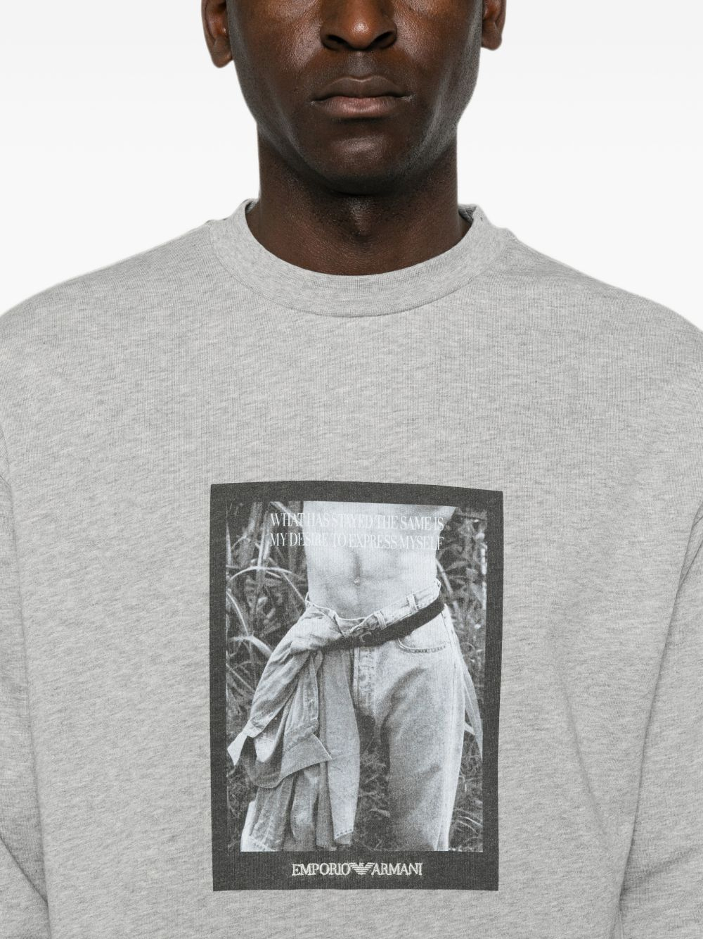 [Emporio Armani] Sweatshirt FW26 EM006933AF27740F8301