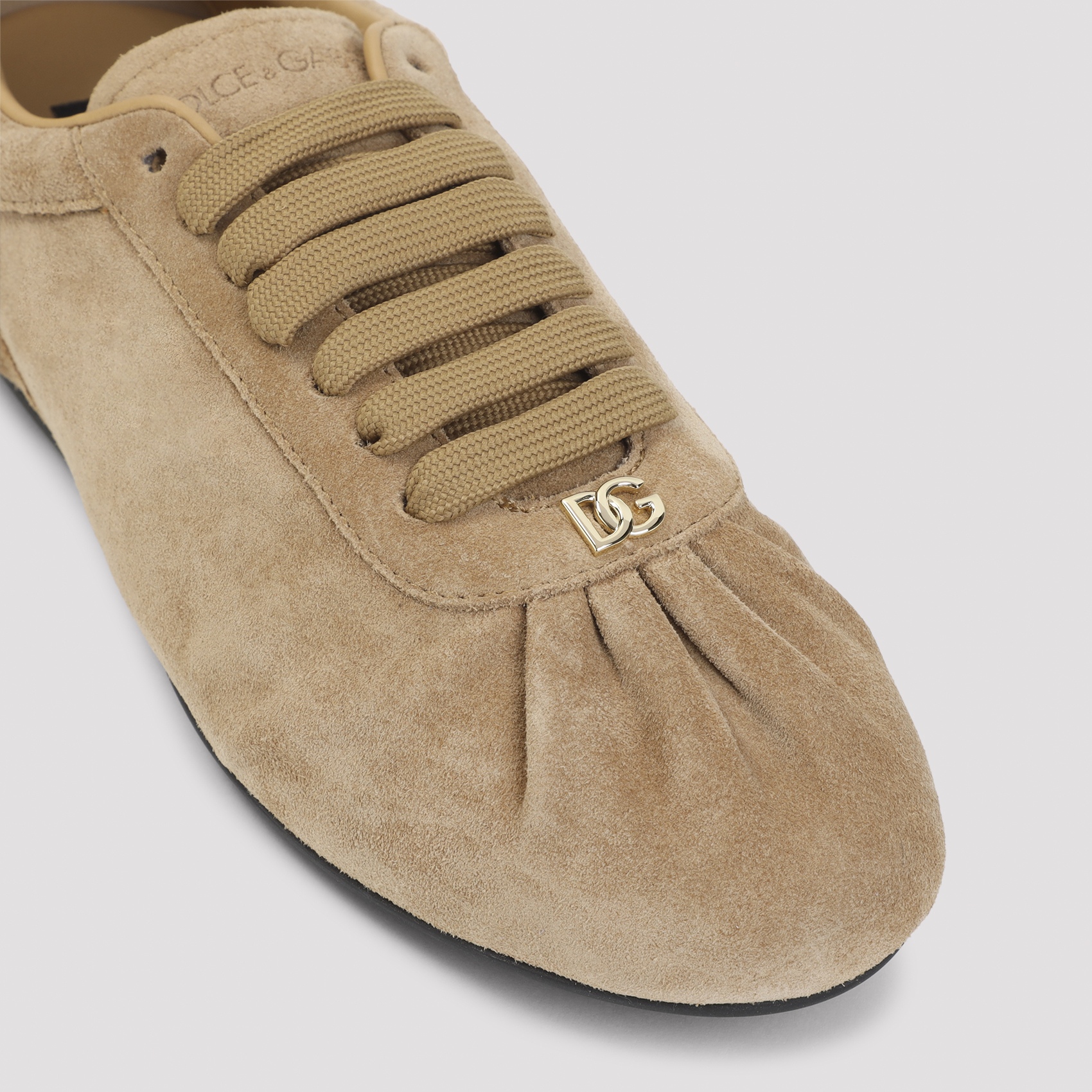 [Dolce & Gabbana] Sneakers FW26 CK2485.A0581