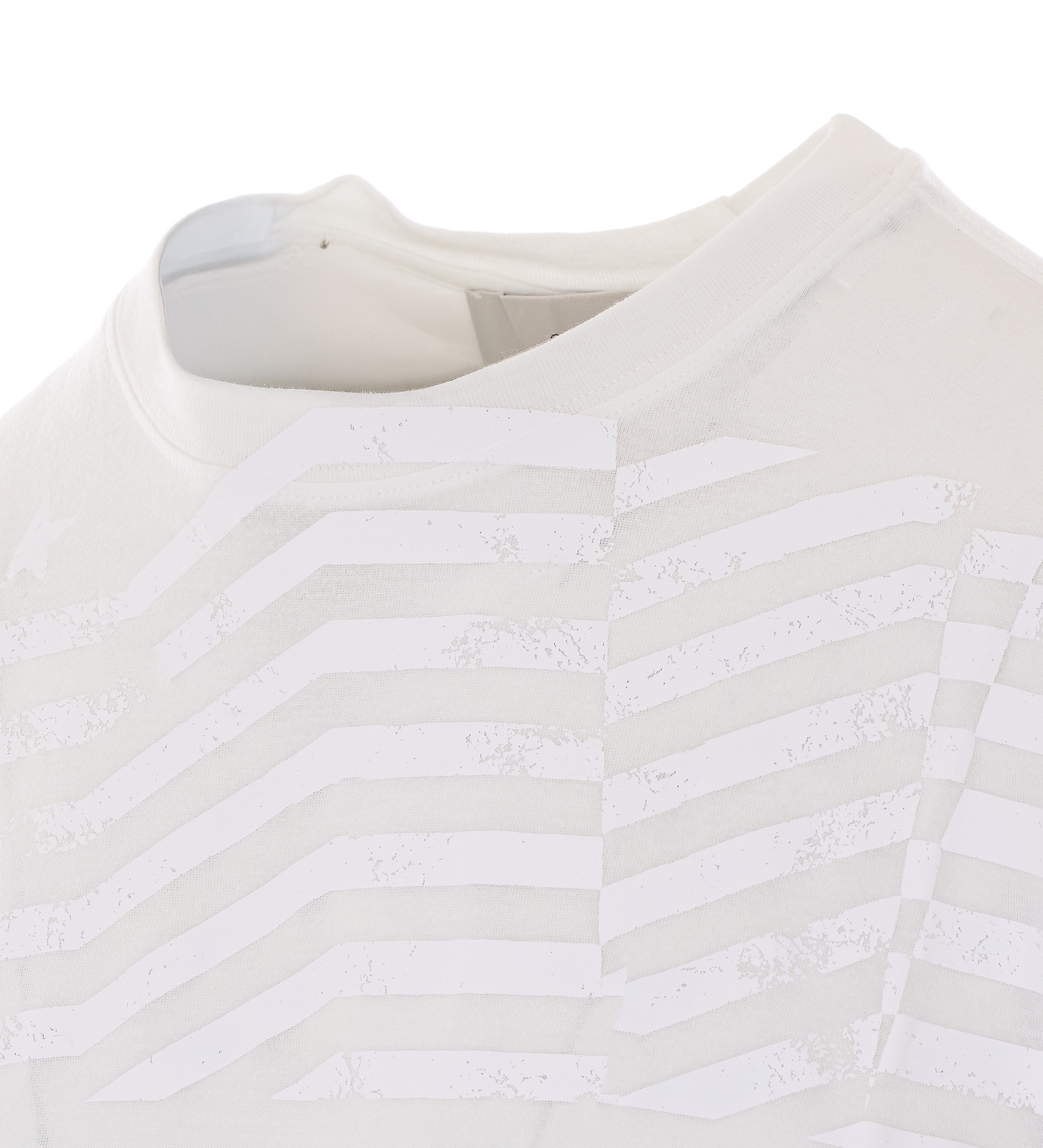 [Golden Goose] T-shirts Short Sleeve SS26 GUP01220P00252610359