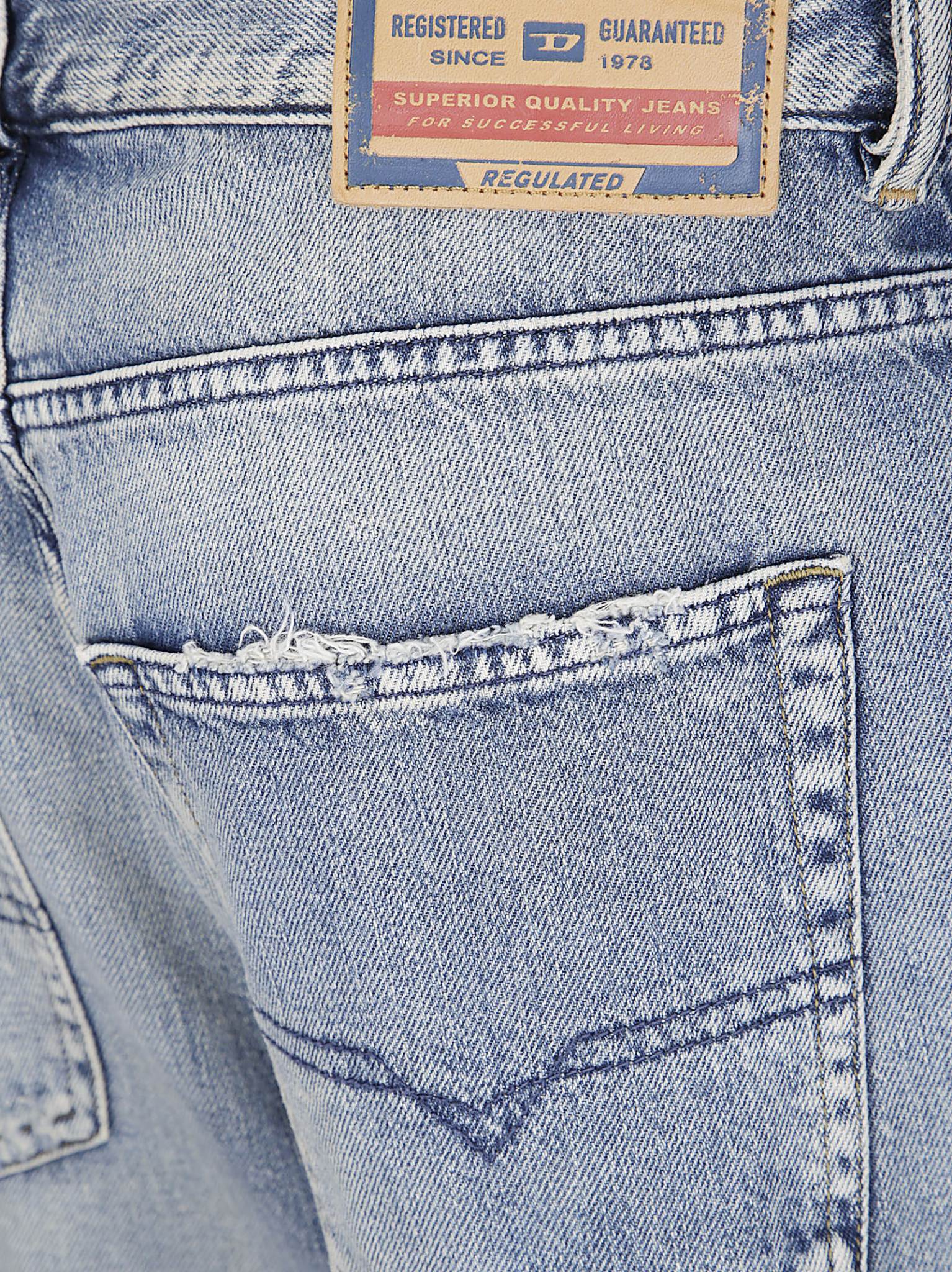 [Diesel] Jeans FW26 A2340509P62 01