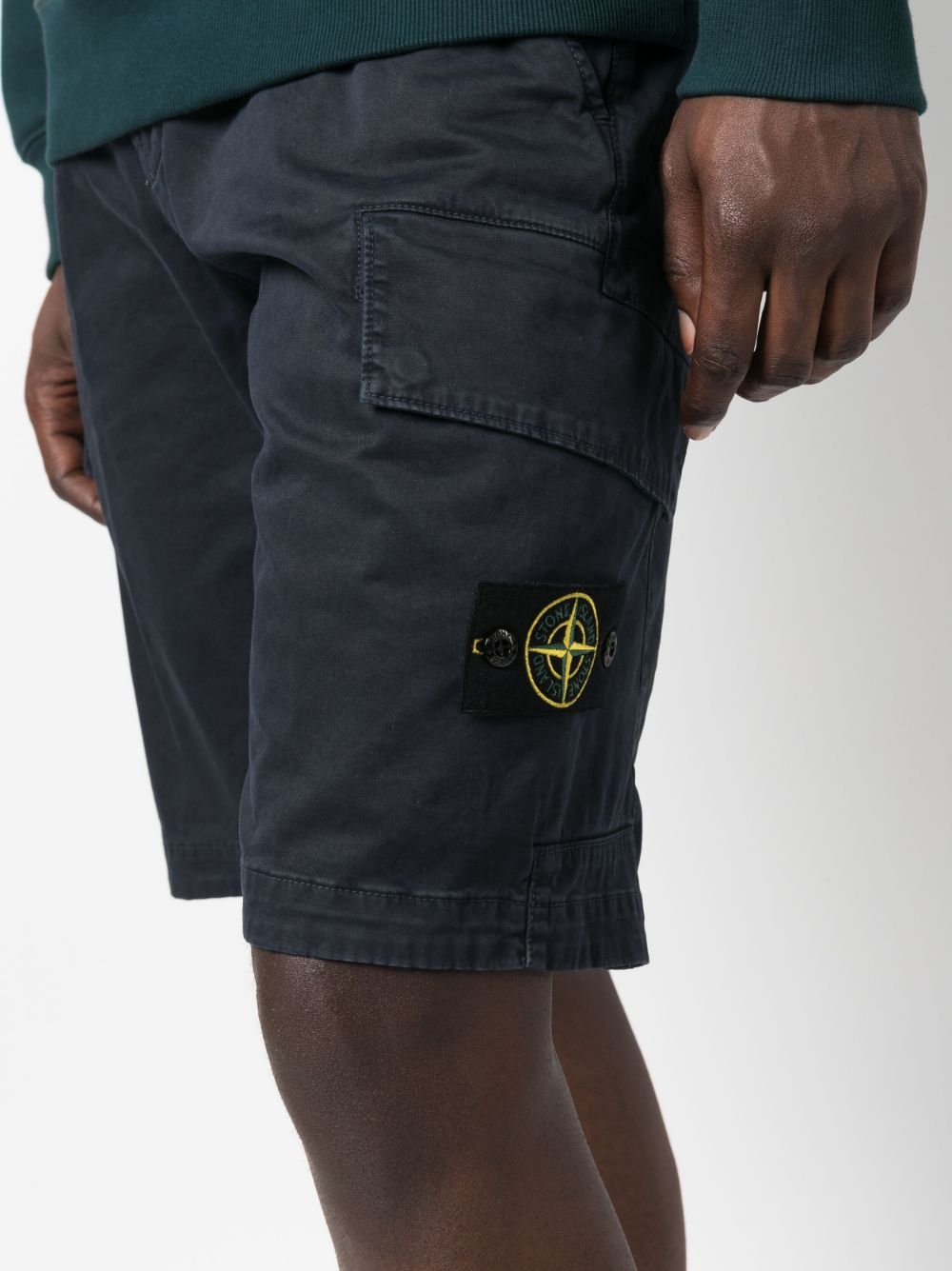 [Stone Island] Shorts SS26 L1S15L100018S0004V0120