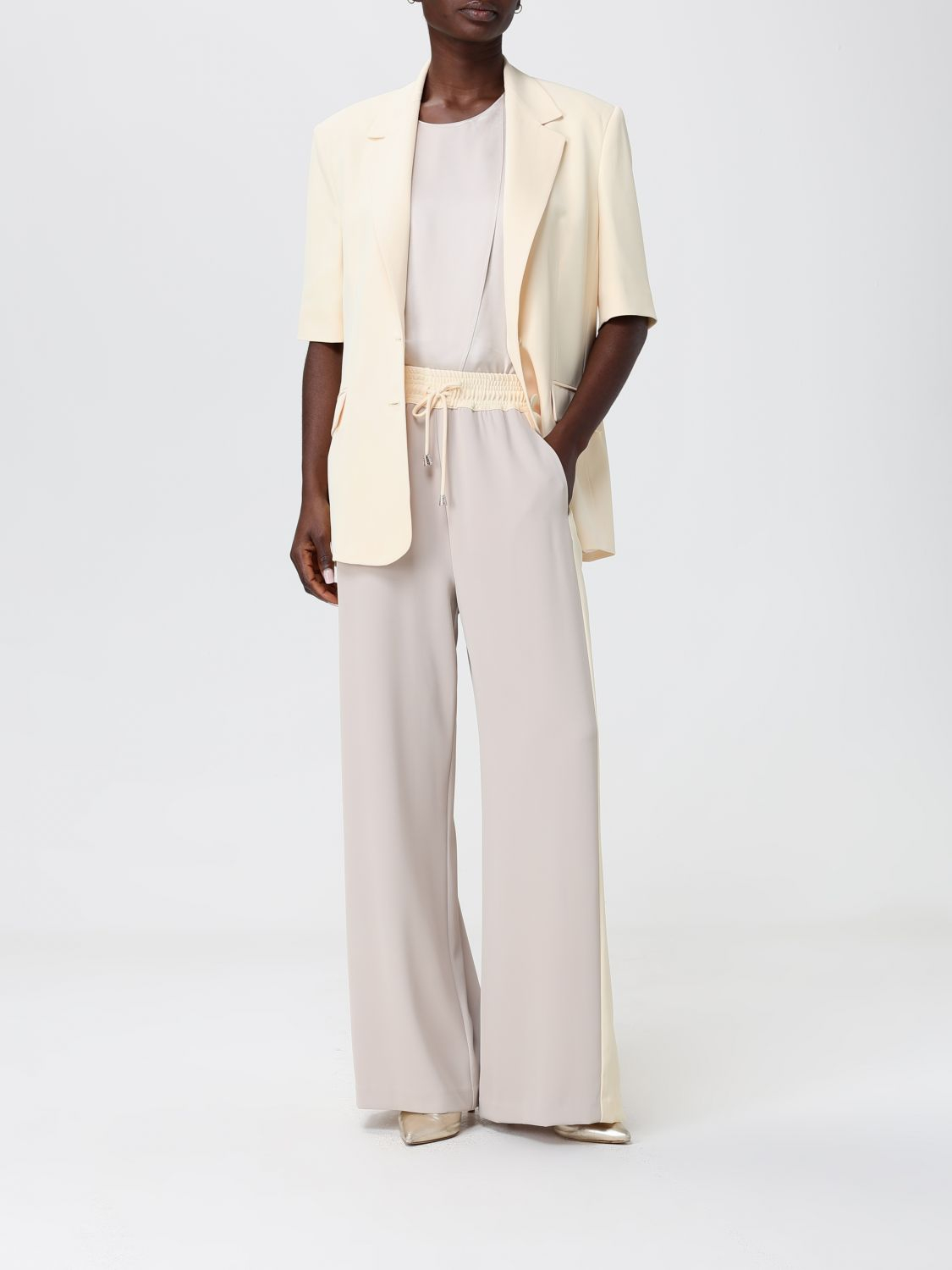[HANITA] T-shirts Sleeveless SS26 HM31954617 BEIGE