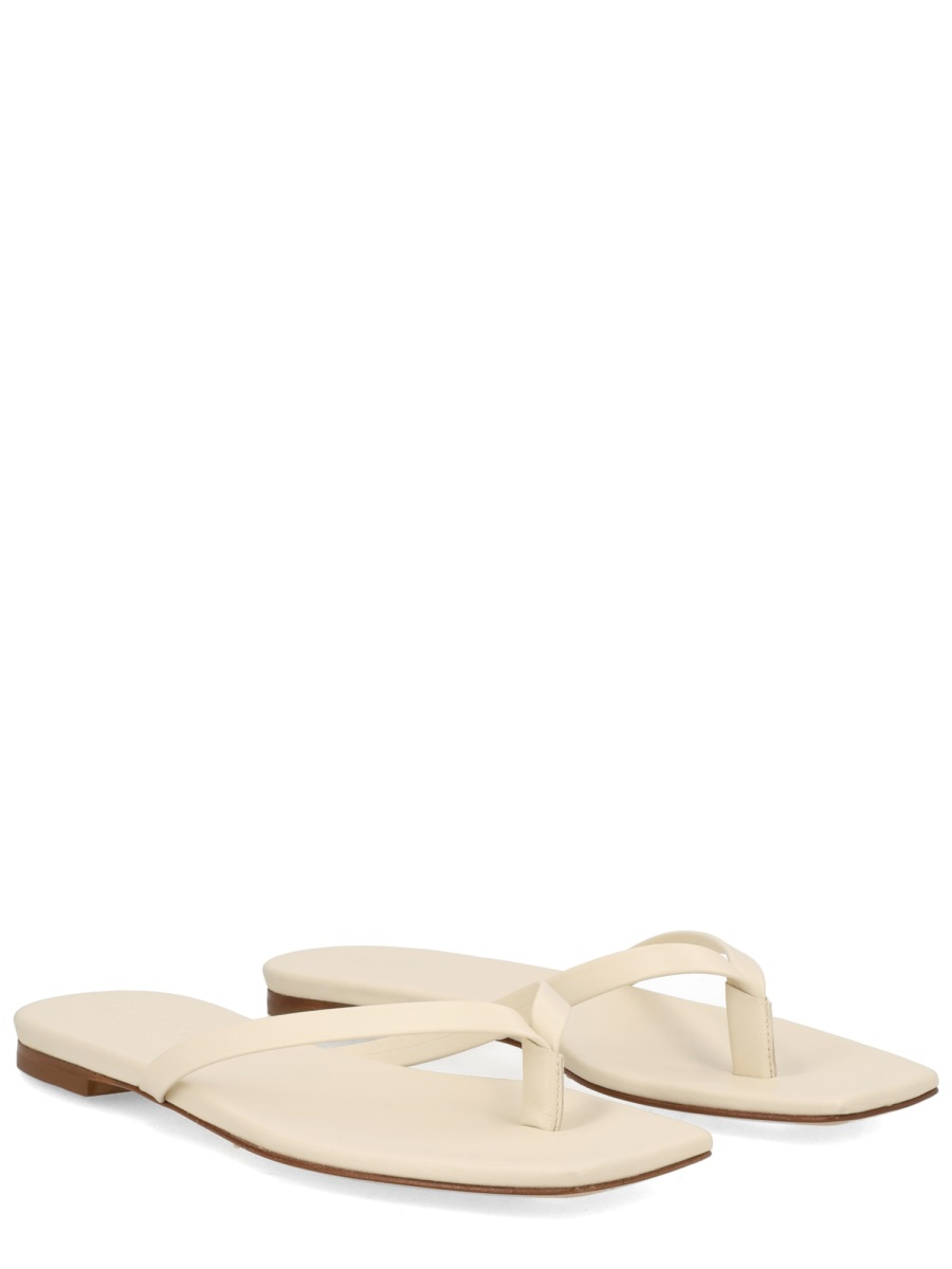 [Aeyde] Sandals SS26 A11-FS-BERS8MFL-0221-100-007_CREAMY