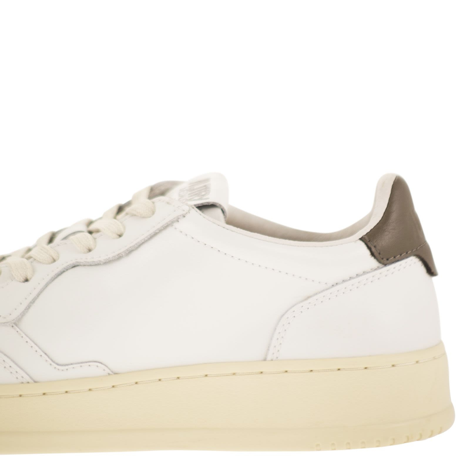 [AUTRY] Sneakers FW26 AULMLL28