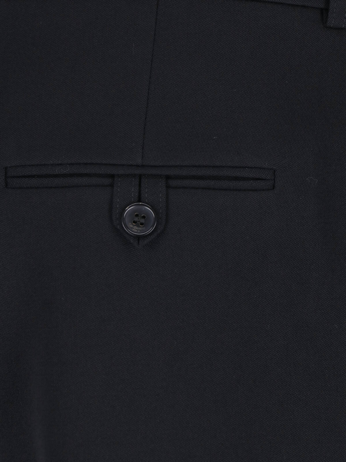 [Saint Laurent] Shorts FW26 A000BD Y7E631000