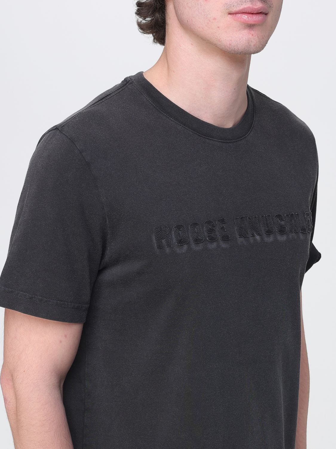 [Moose Knuckles] T-shirts Short Sleeve SS26 M16MT707 292