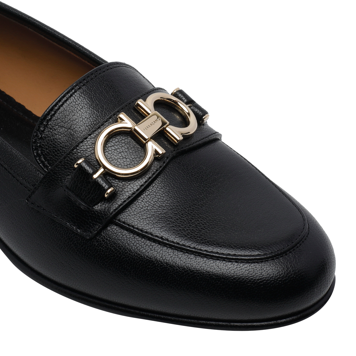 [Salvatore Ferragamo] Loafer FW26 79352501L663NERO