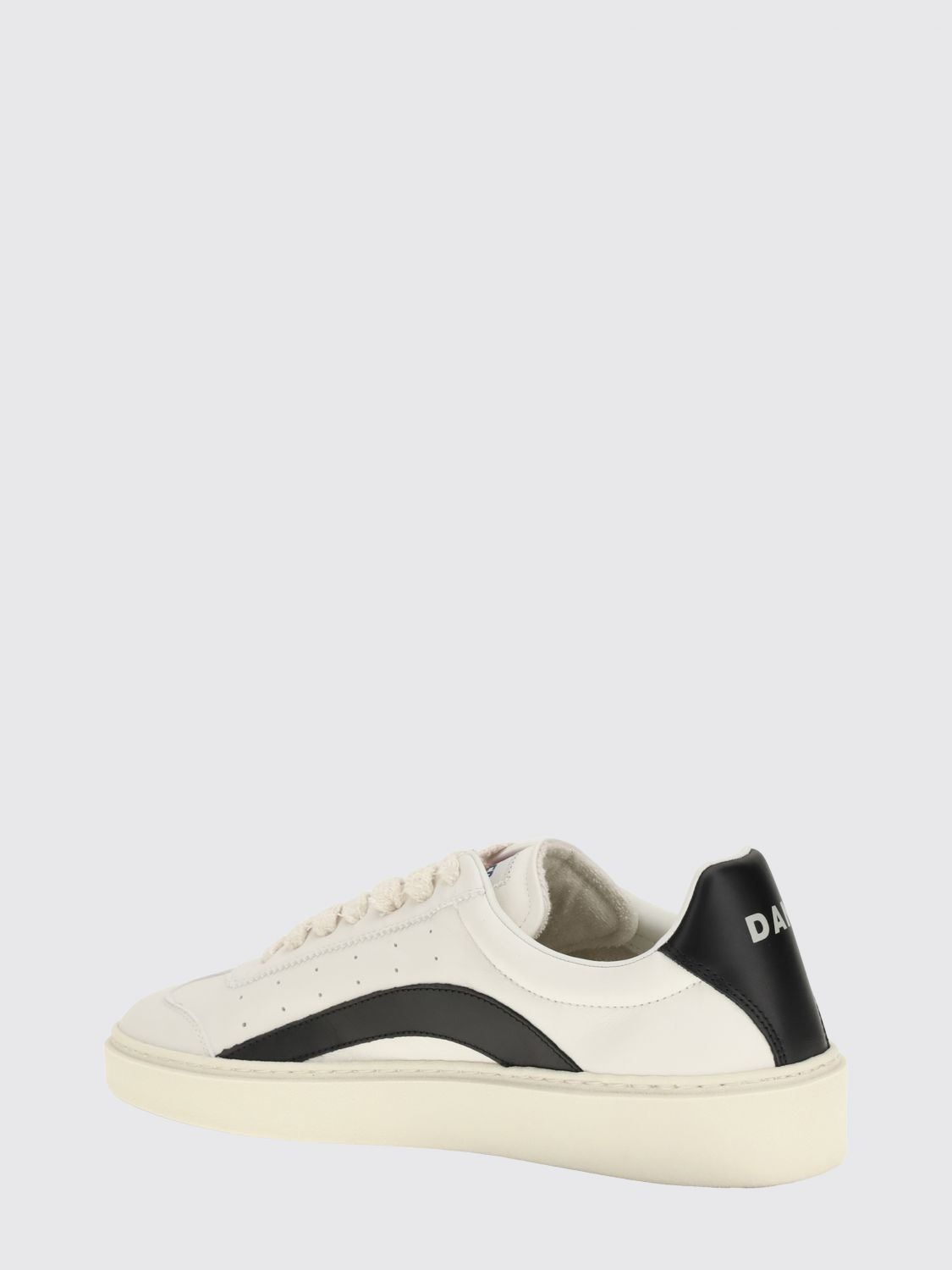 [Dsquared2] Sneakers SS26 SNM044118908696 M072