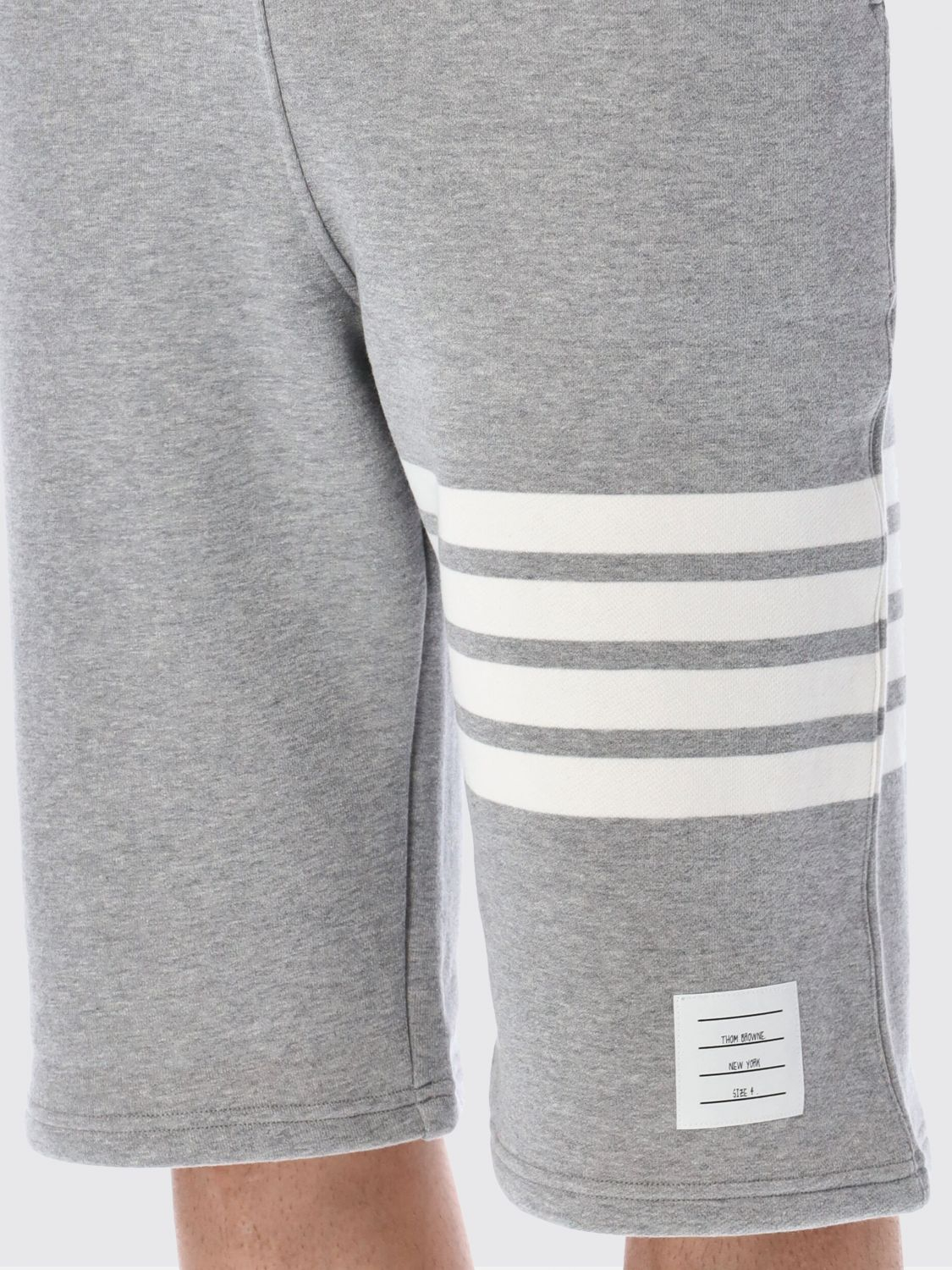 [Thom Browne] Shorts SS26 MJQ012H00535 068