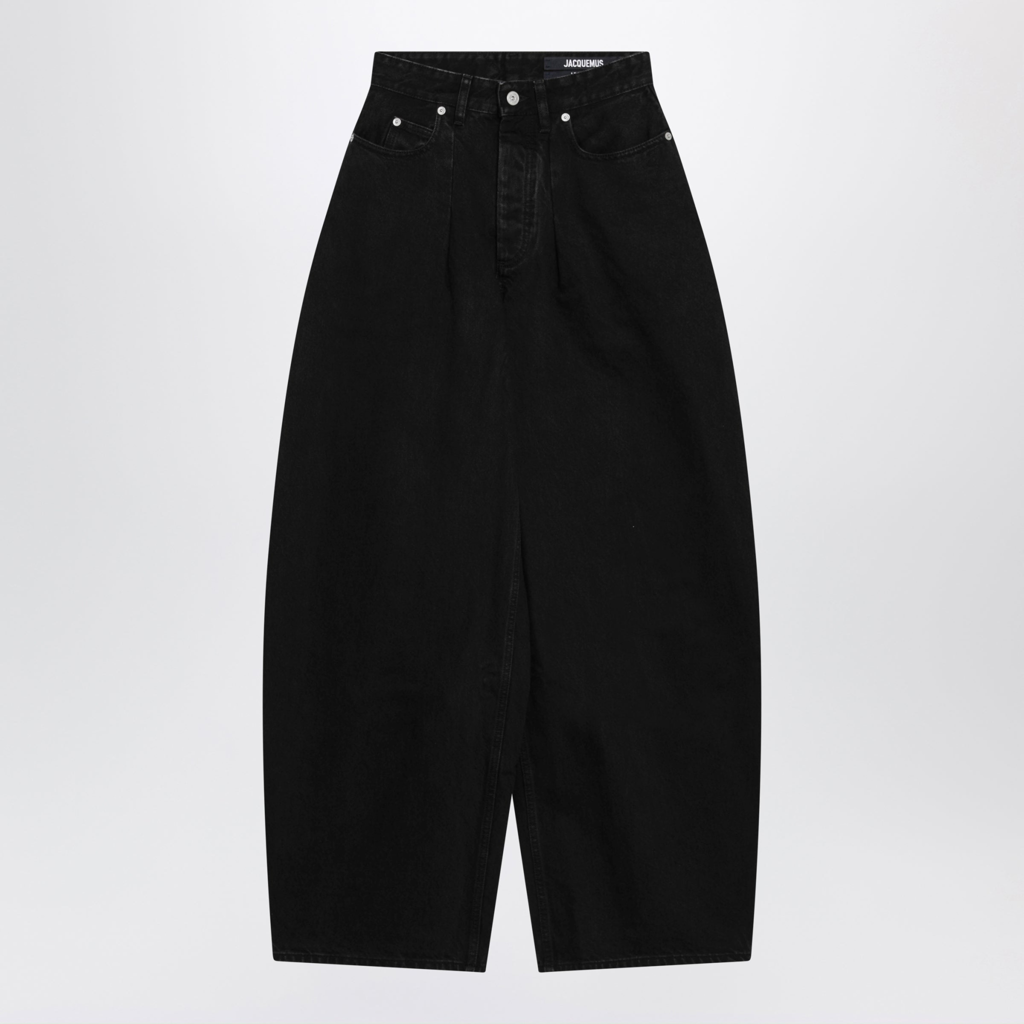 [JACQUEMUS] Jeans FW26 PAW00609AD00039