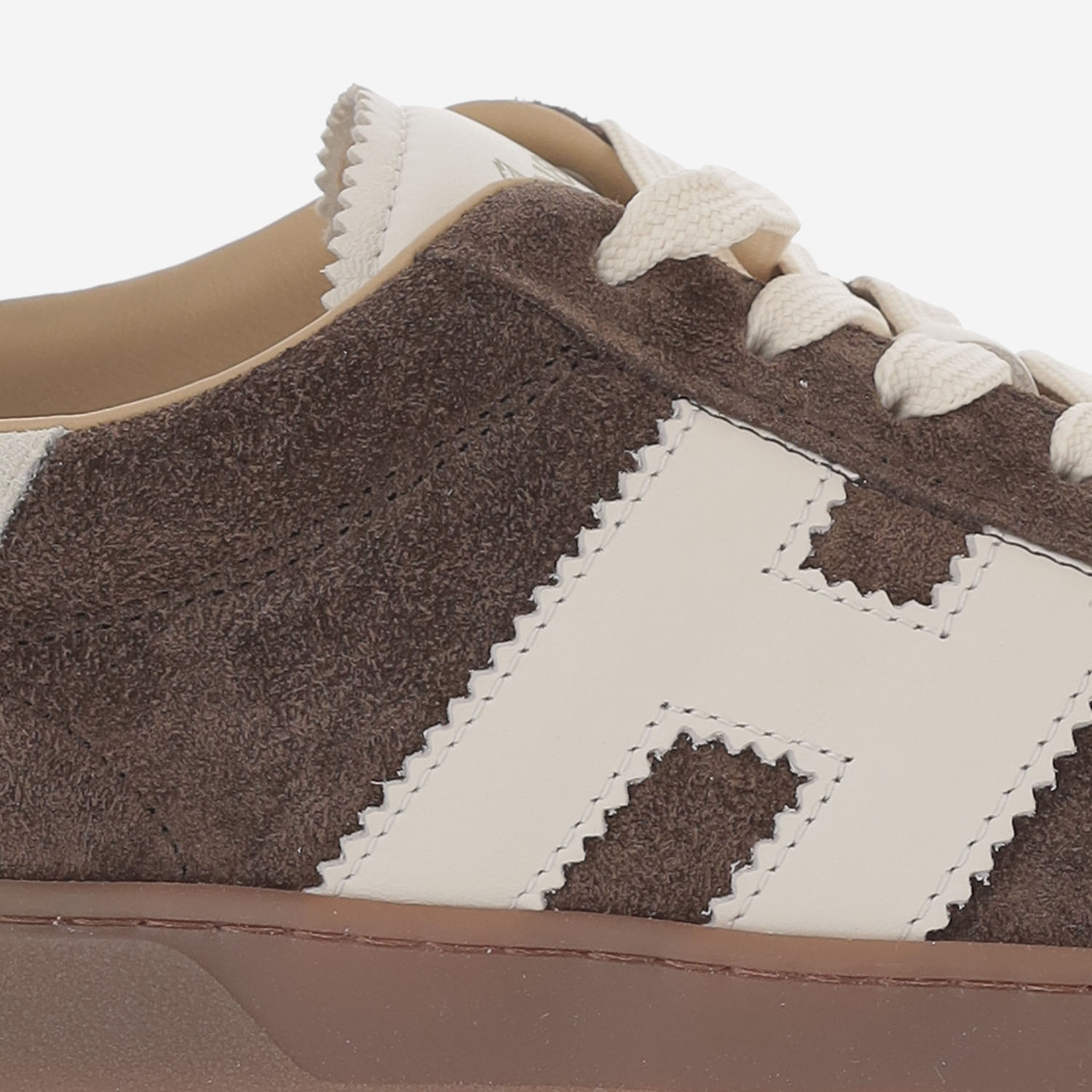 [Hogan] Sneakers FW26 HXW6470FB60UHK02FJ
