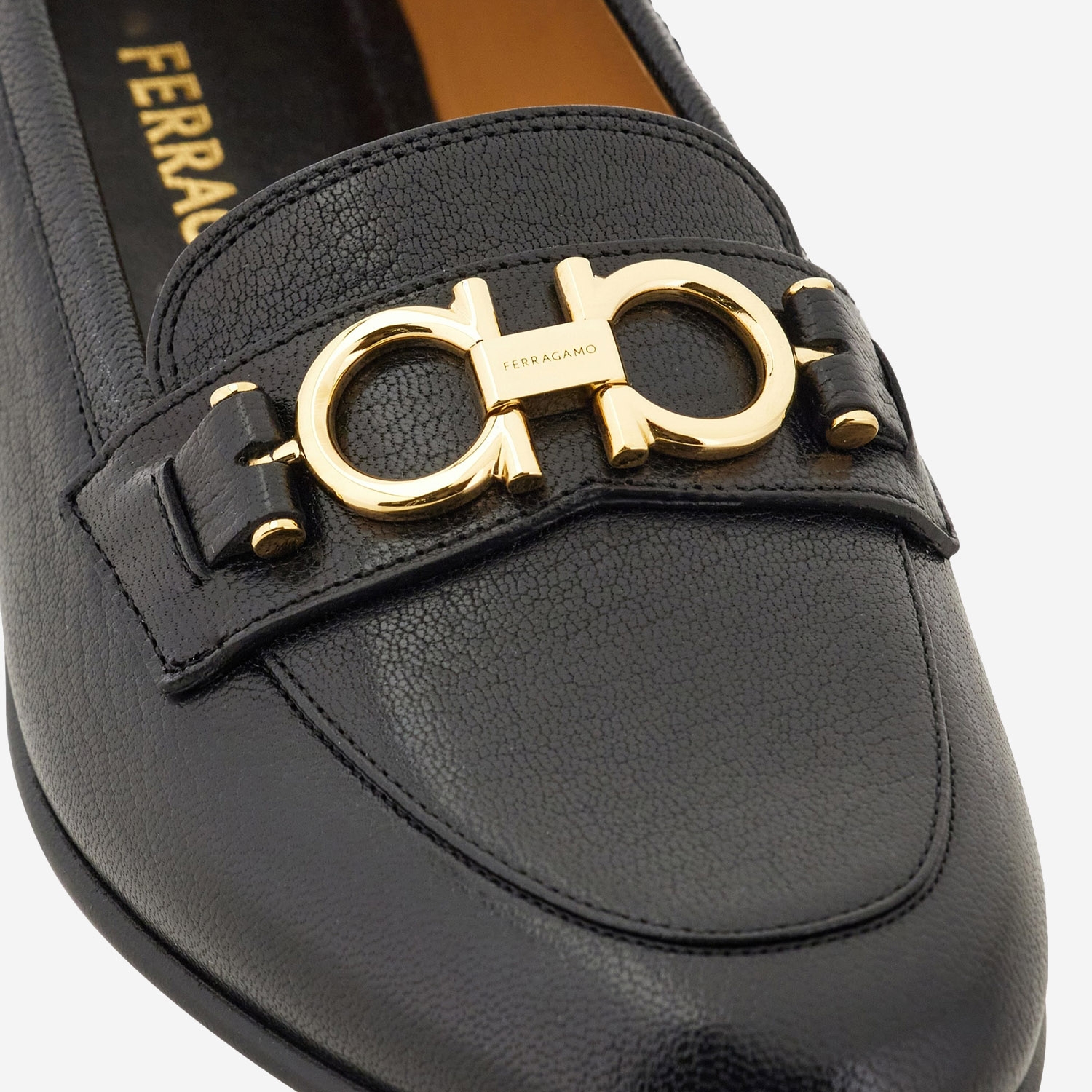 [Salvatore Ferragamo] Oxford Shoes FW26 01L663001