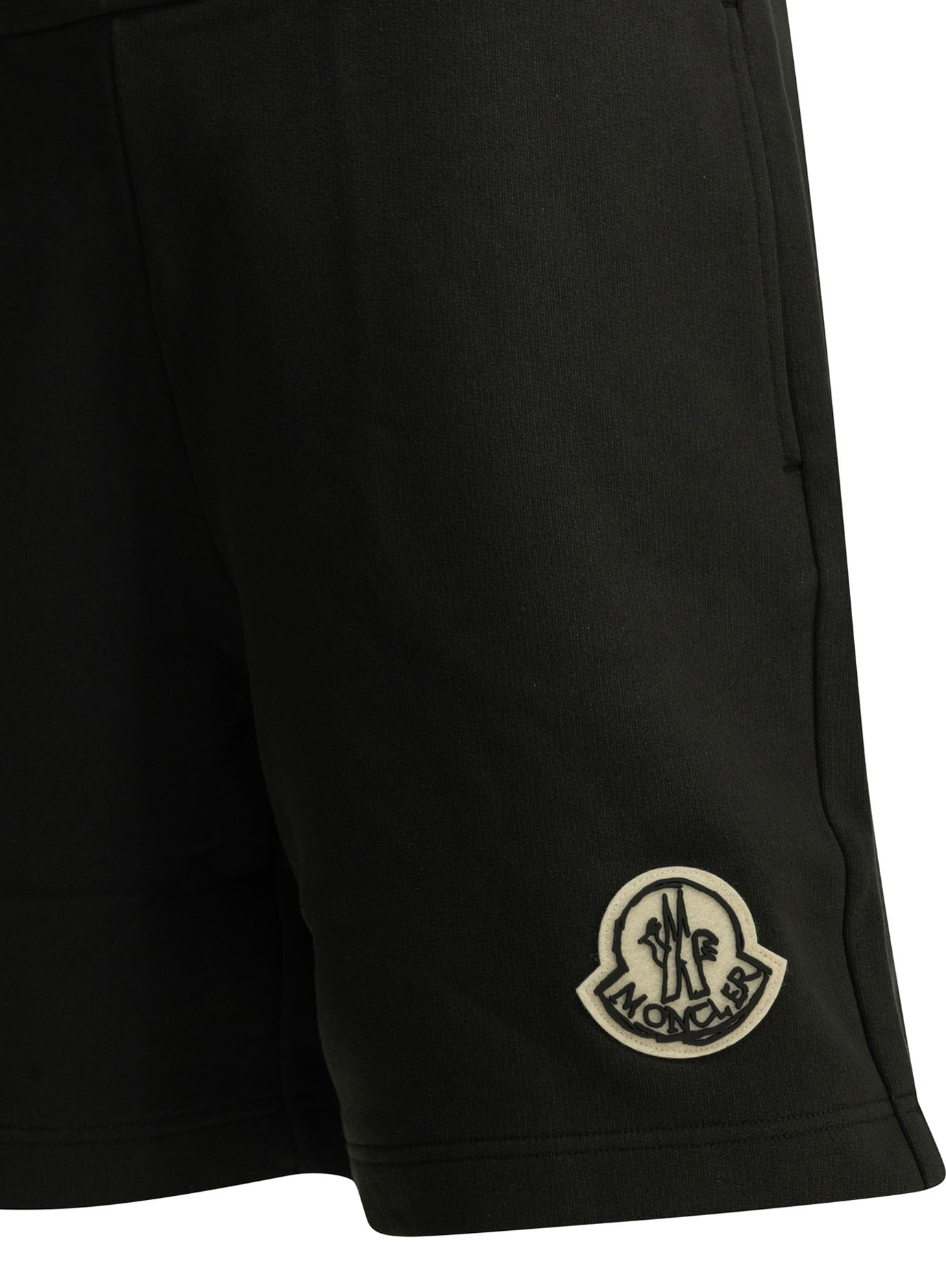 [Moncler] Shorts FW26 8H00009-899V4999