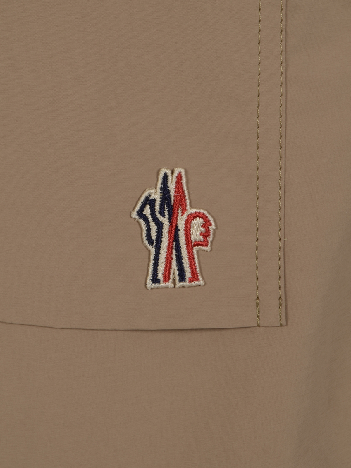 [Moncler] Shorts SS26 972B00003597SL23L