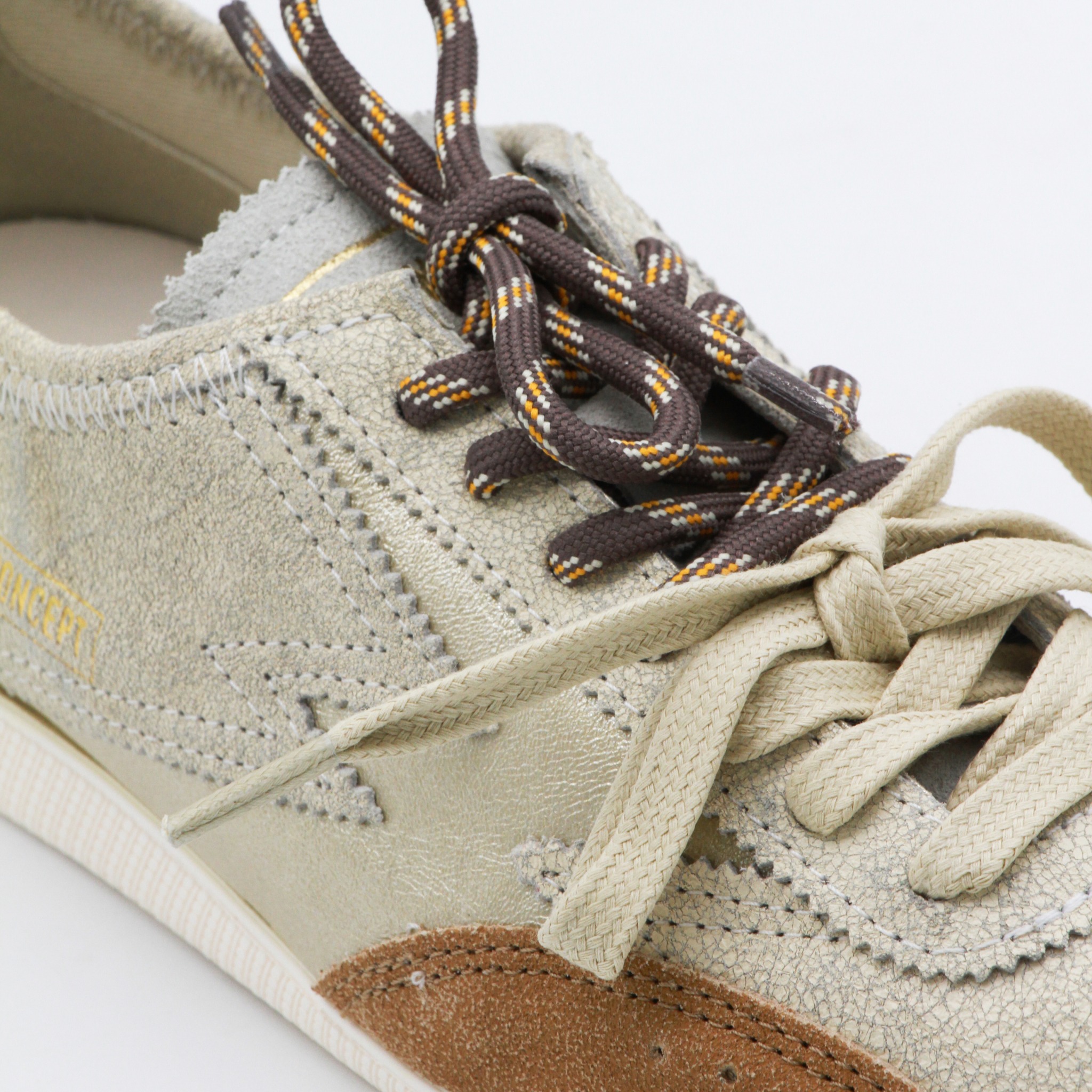 [MOACONCEPT] Sneakers SS26 IK299