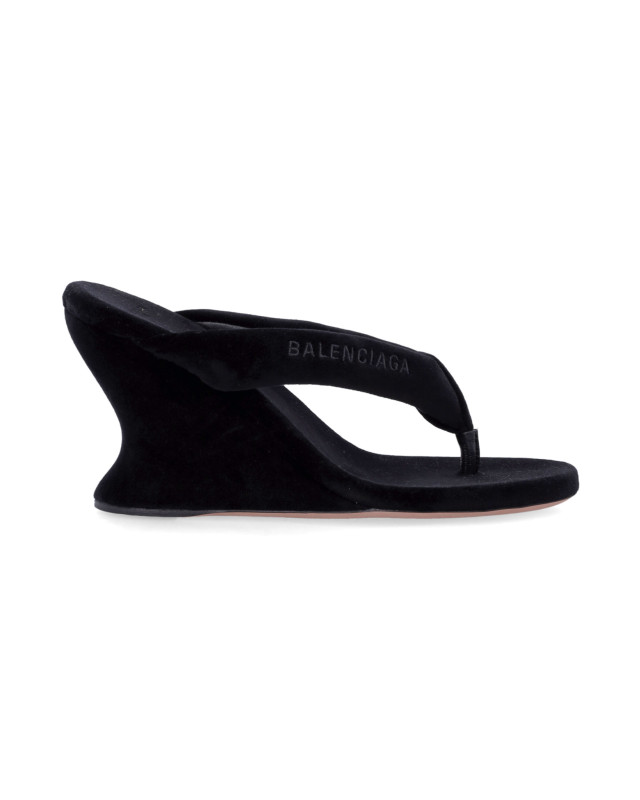 [Balenciaga] Flat shoes FW26 876727WCDQ01000
