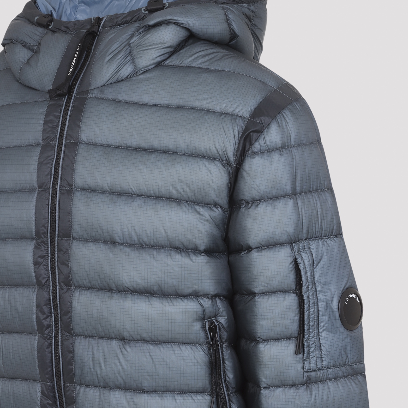 [C.P.COMPANY] Down Jacket FW26 21CMOW751A.110416A