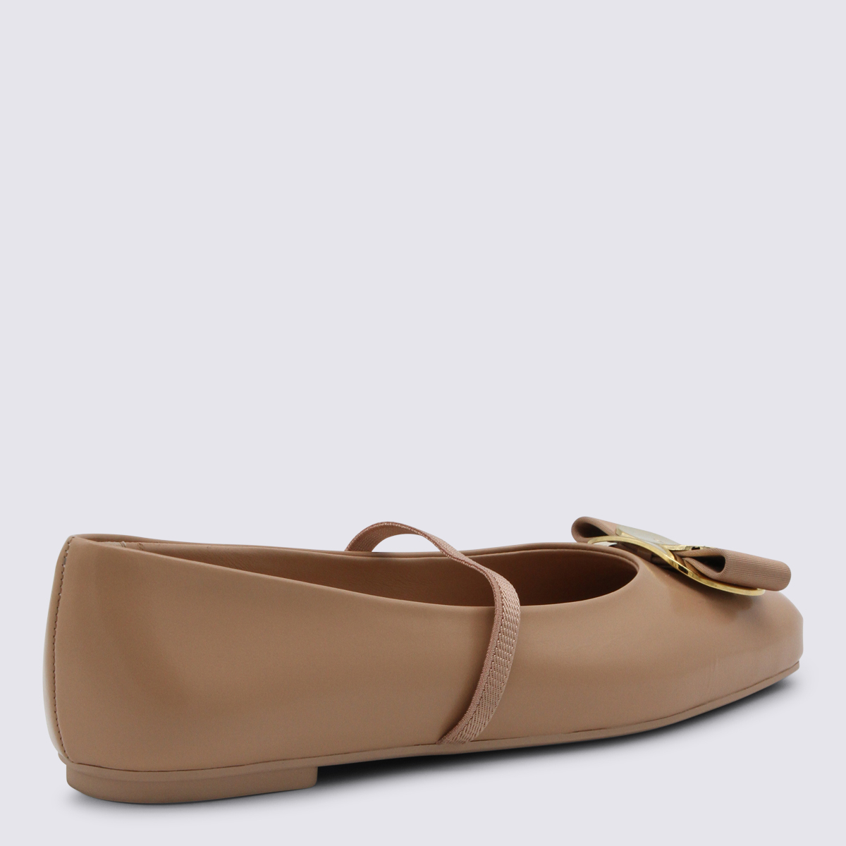 [Salvatore Ferragamo] Flat shoes SS26 78521001H345016