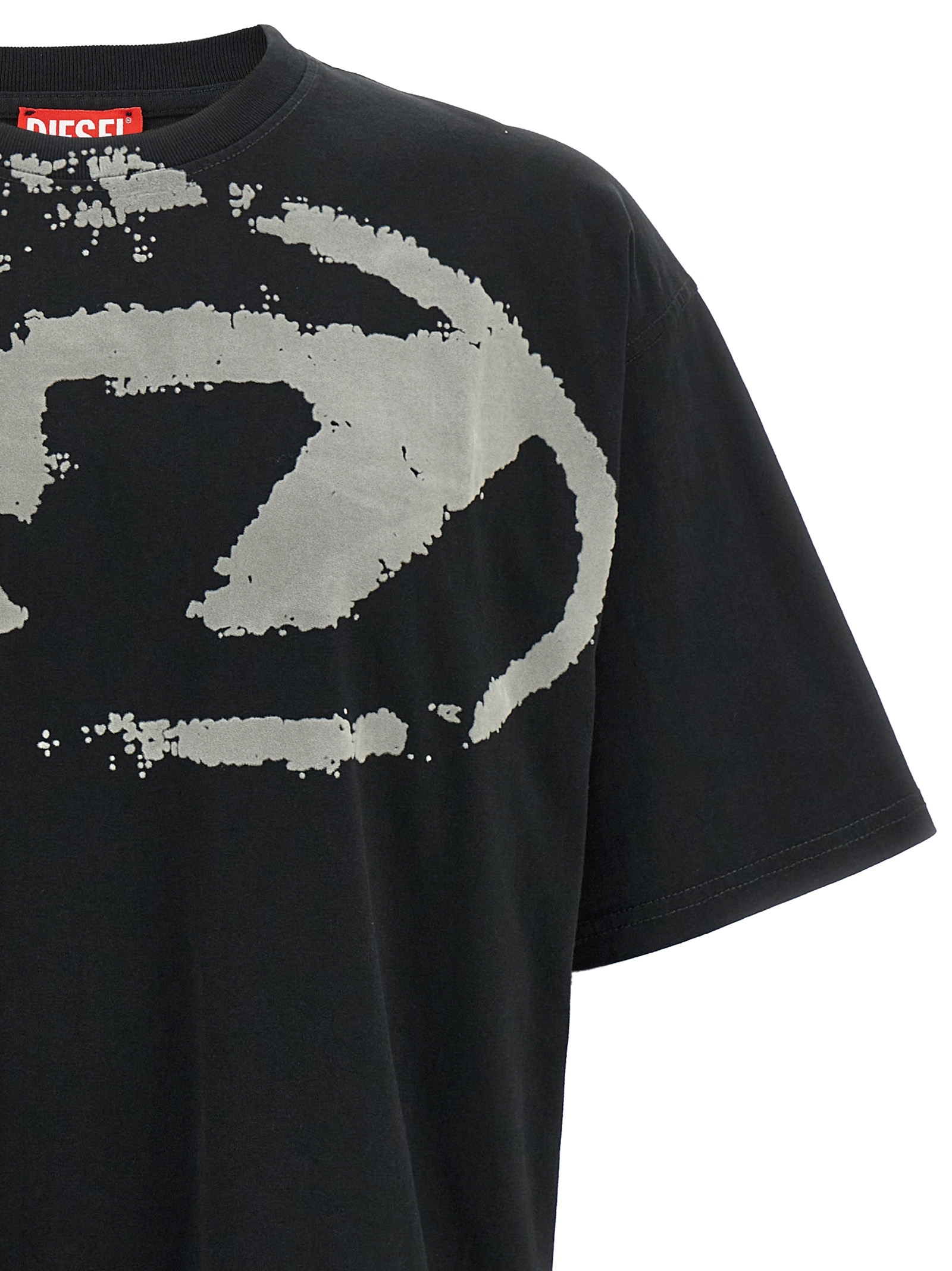 [Diesel] T-shirts Short Sleeve FW26 A130490DQAU9XX