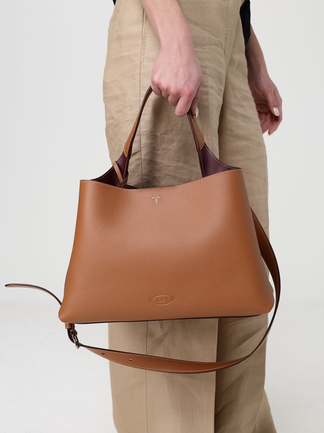 [Tod's] Tote bag SS26 XBWAPAJ0300QRI 9P13