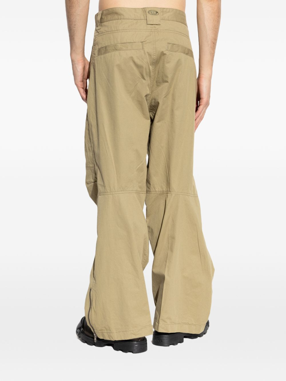 [Diesel] Pants FW26 A240440AEBL5LE