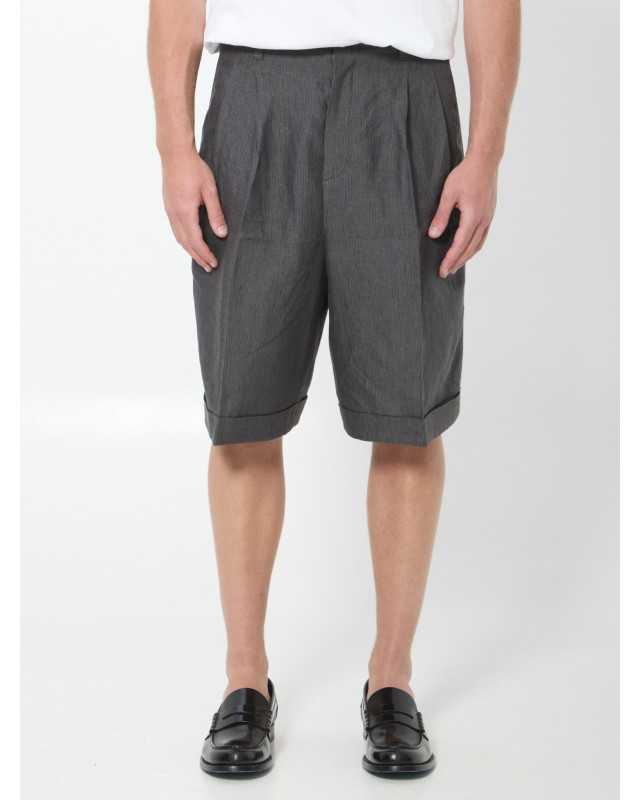 [JACQUEMUS] Shorts SS26 SOM00537A_W00810_970