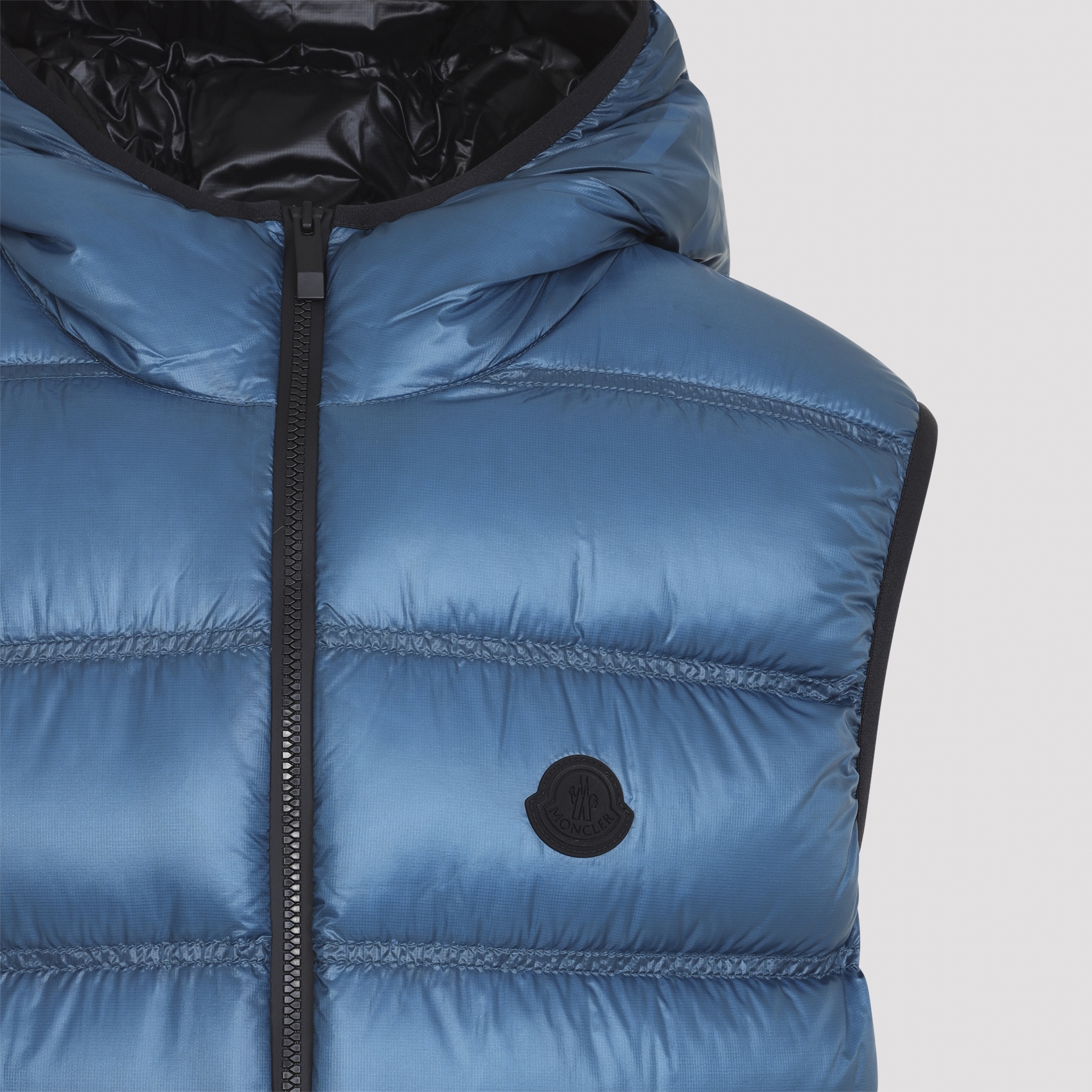 [Moncler] Vest FW26 L20911A00034.595B1