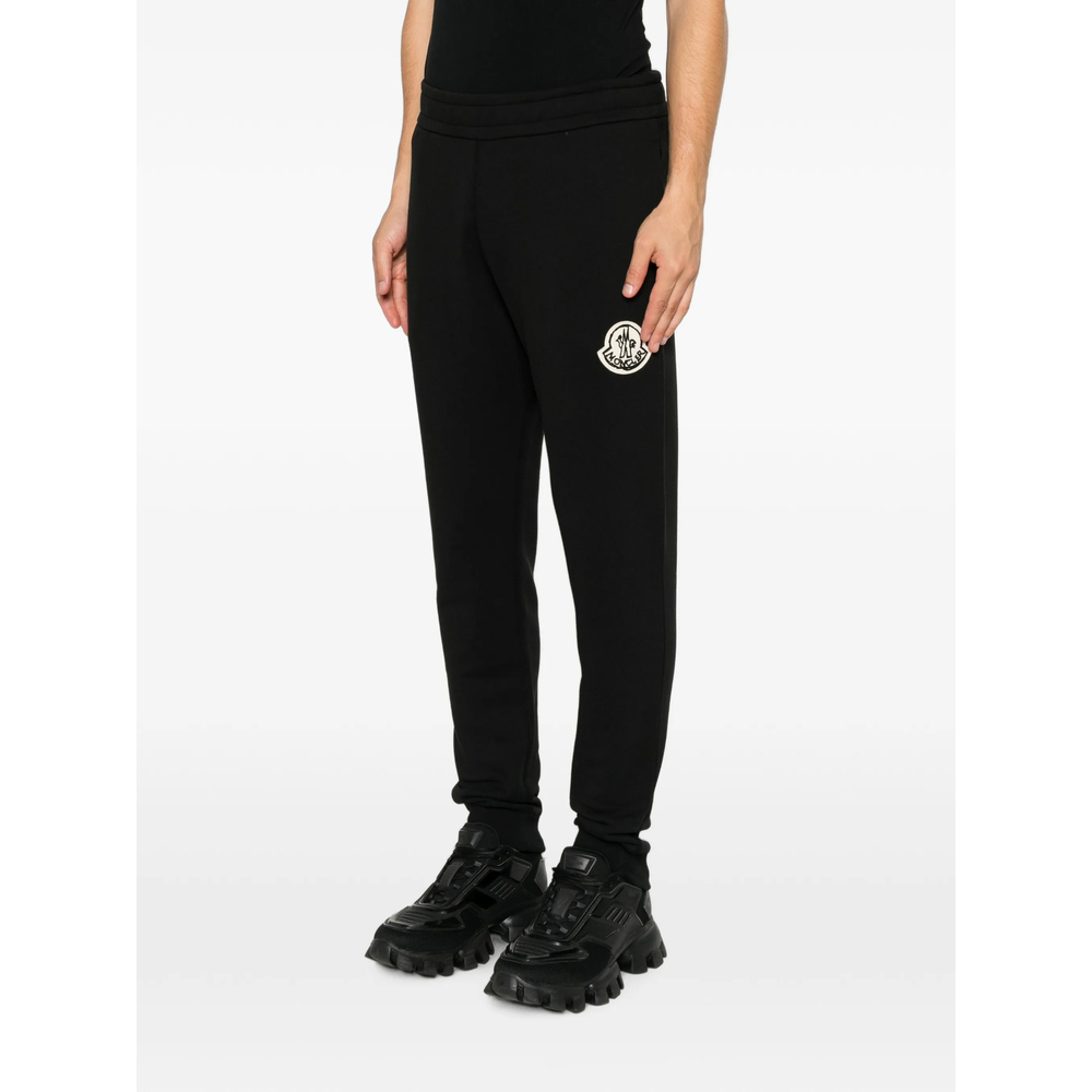 [Moncler] Shorts FW26 899V4 8H000-12 999