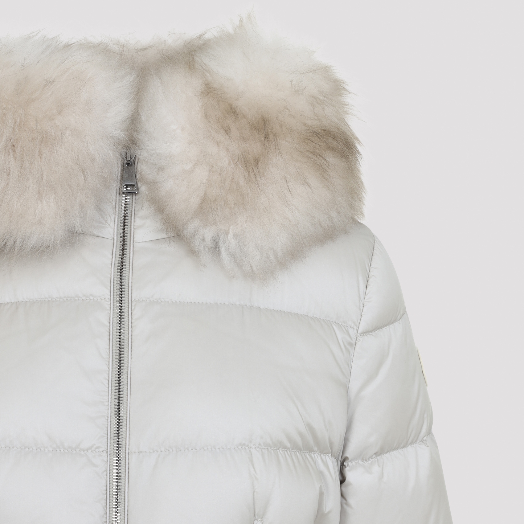 [Moncler] Down jacket FW26 L20931C00015.595FE